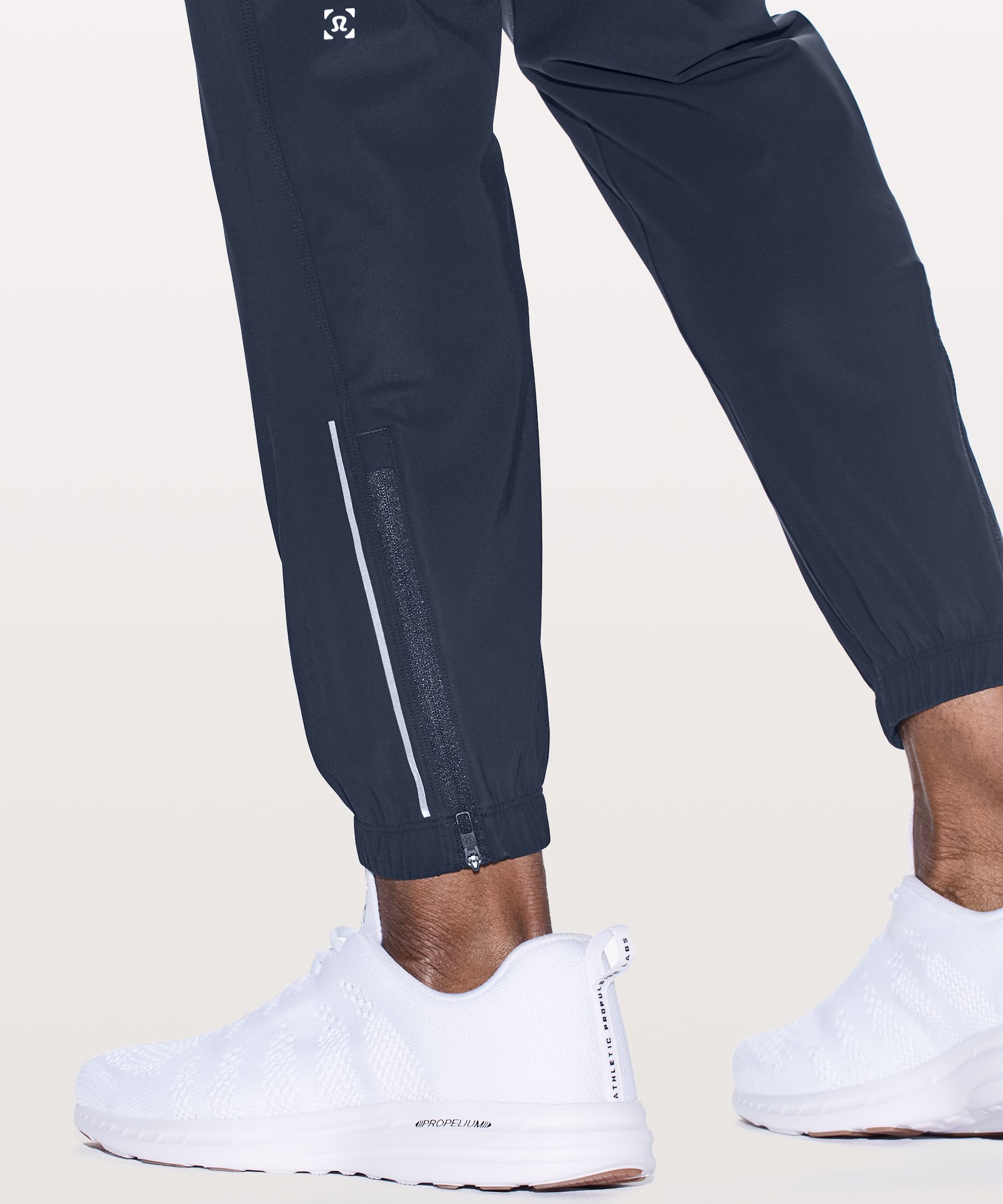 lululemon surge jogger 29