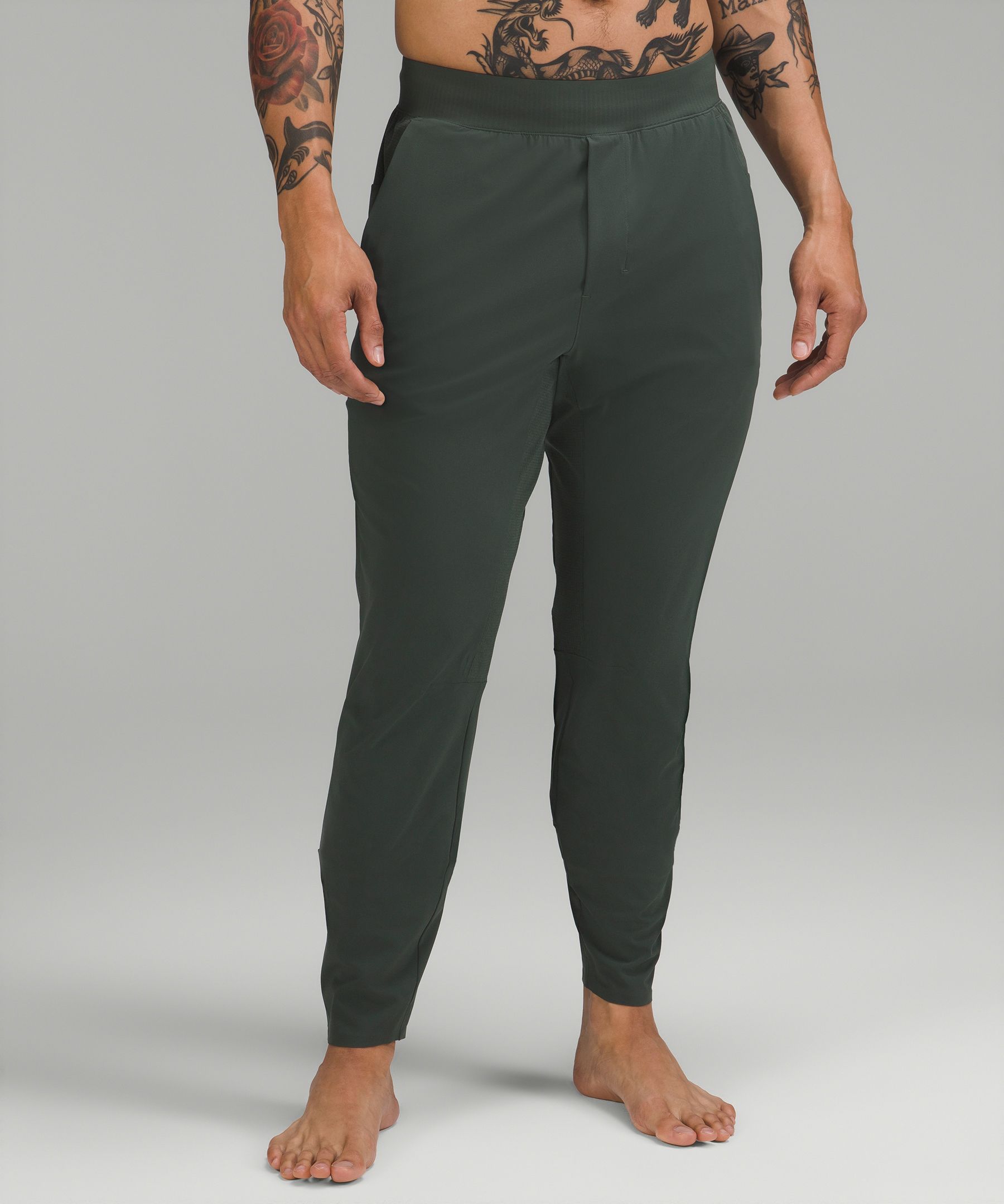 LULULEMON ルルレモン In Mind パンツ 30インチ ブラック M In Mind パンツ 30インチ | ボトムス | Lululemon JP