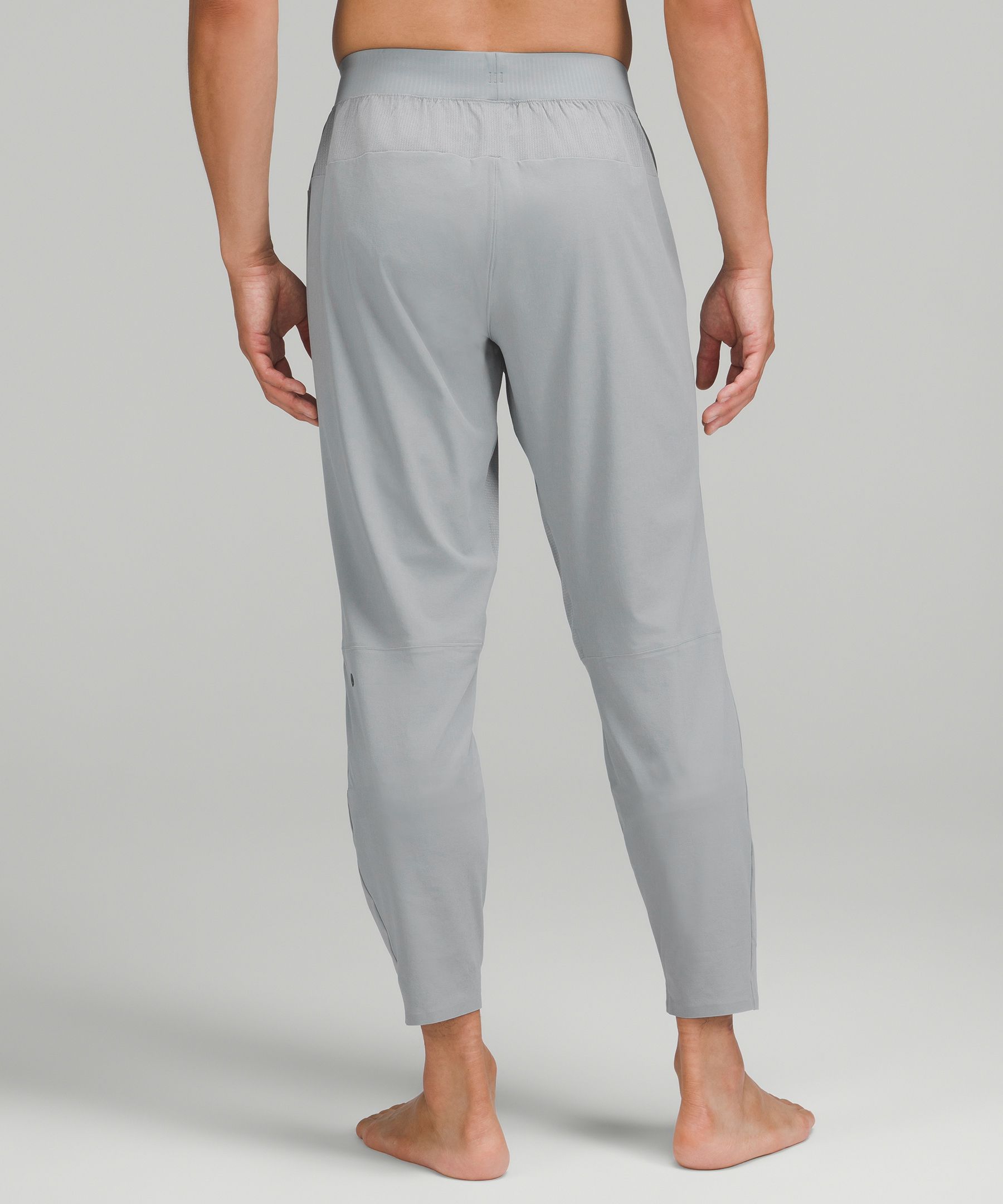Lululemon Men's Yoga in Mind Pants 30\