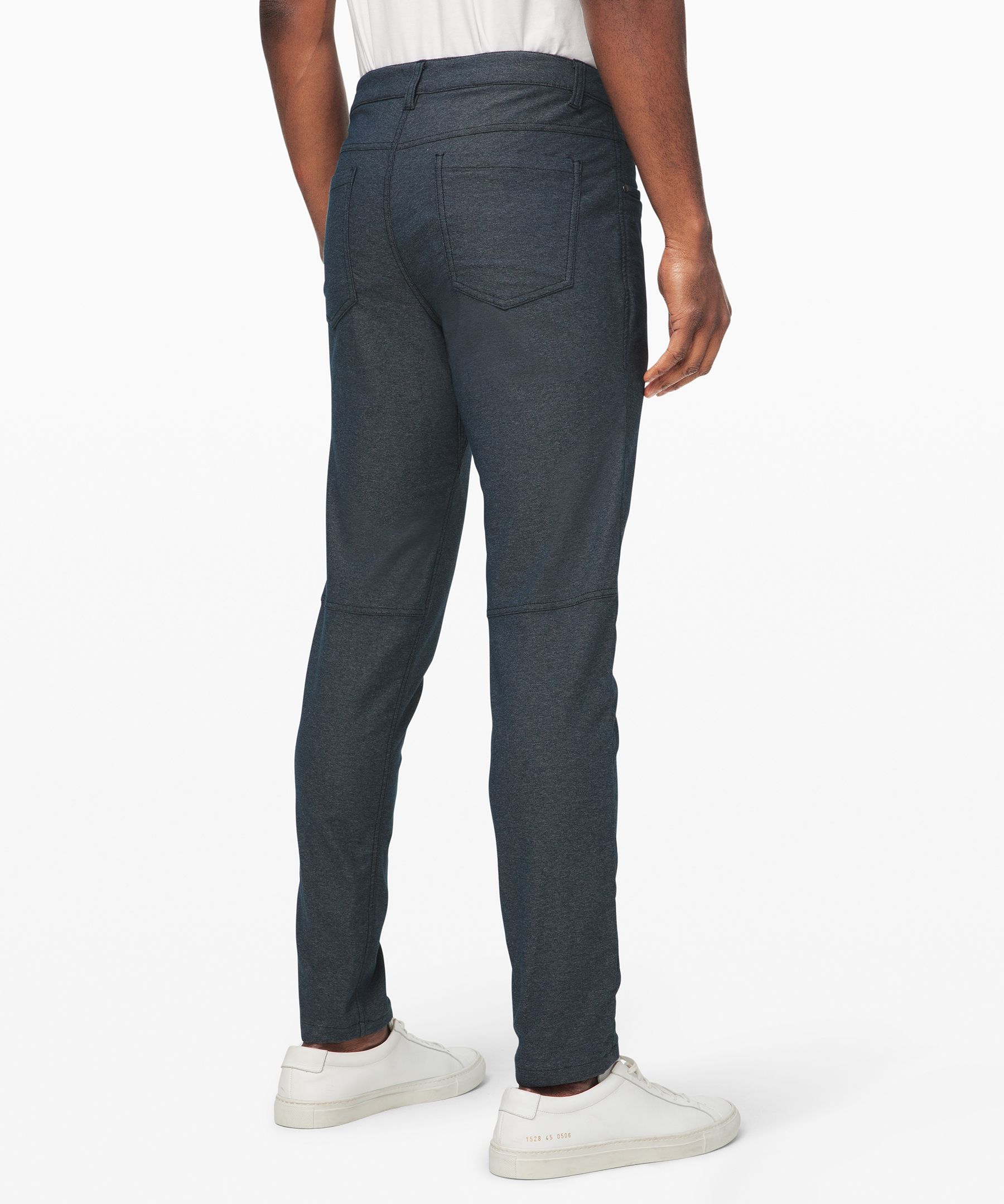 Lululemon ABC Pant Slim 34 L, Heathered Black Tech Canvas, 32 : :  Clothing, Shoes & Accessories