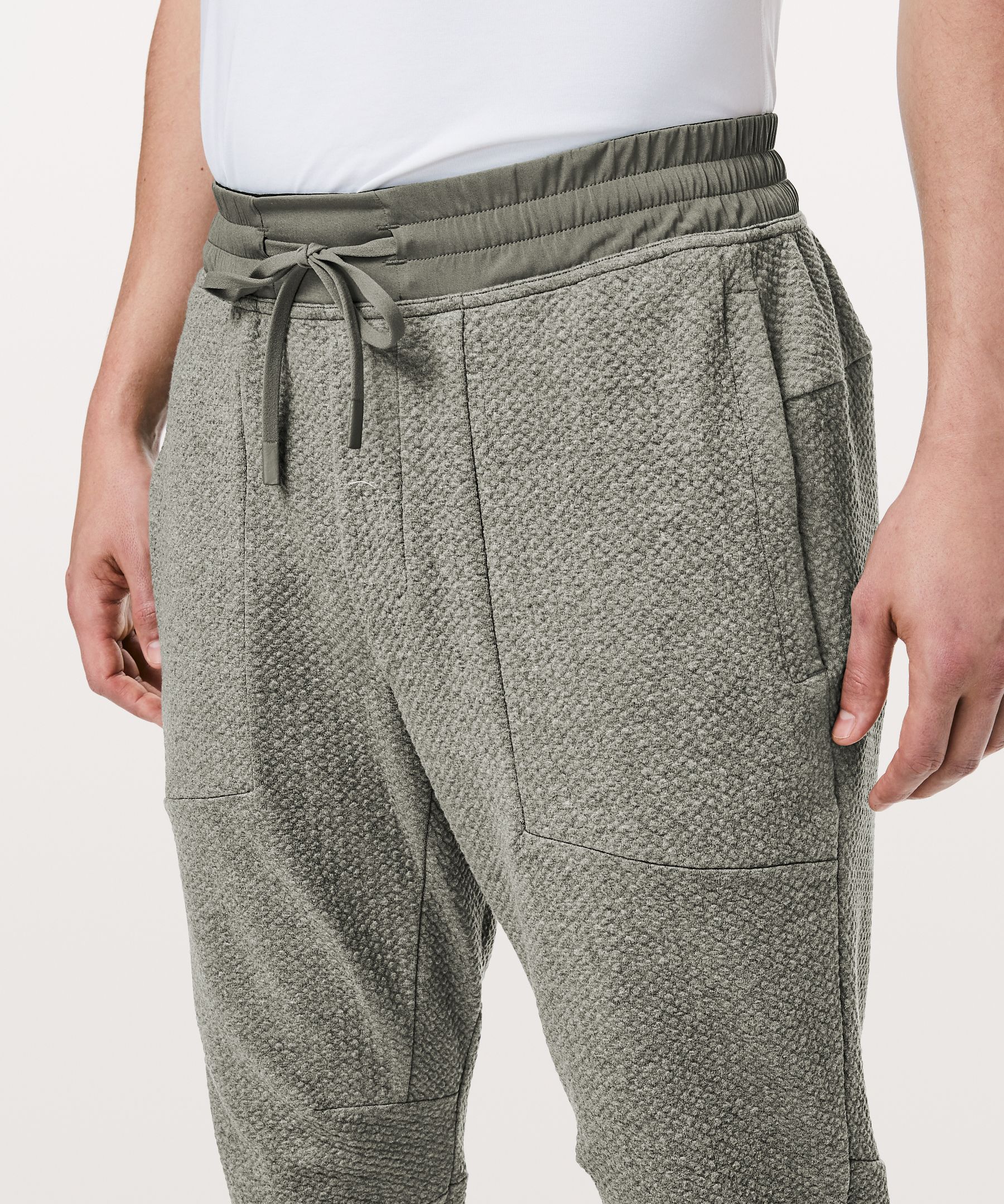 at ease jogger review