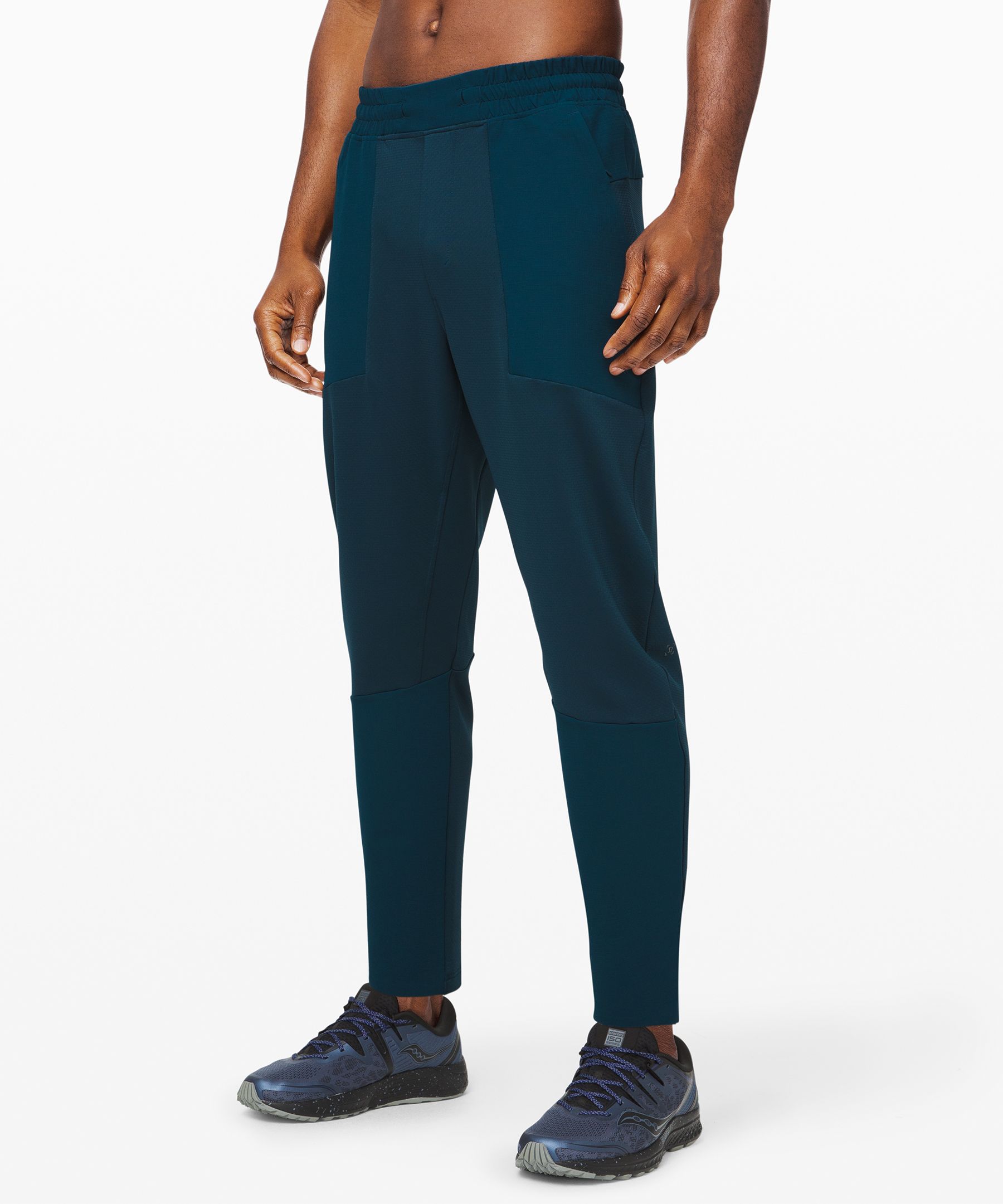 https://images.lululemon.com/is/image/lululemon/LM5663S_032491_1?size=800,800