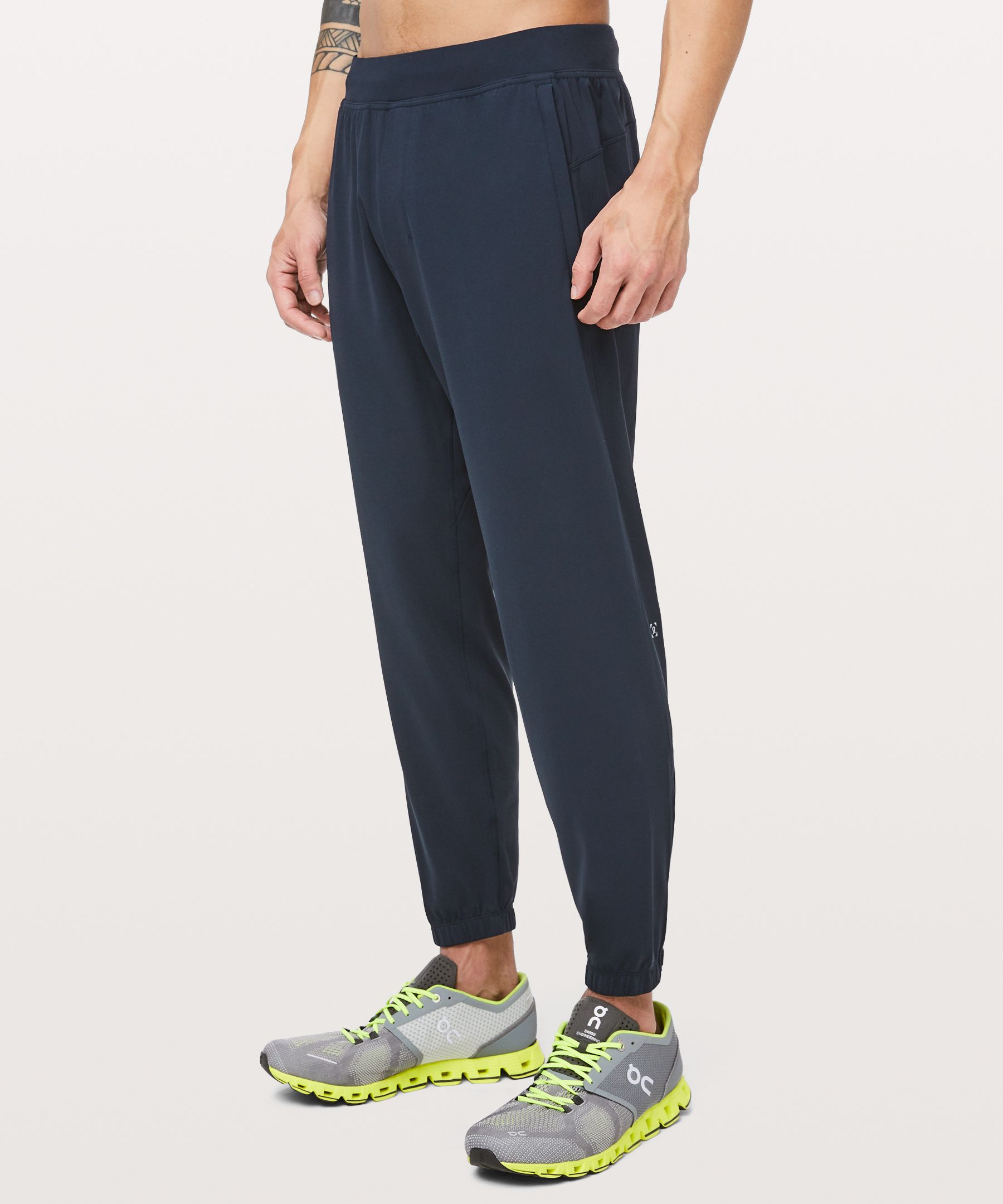 lulu surge jogger