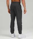 Pantalon de jogging Surge Court 68 cm *Exclusivité en ligne
