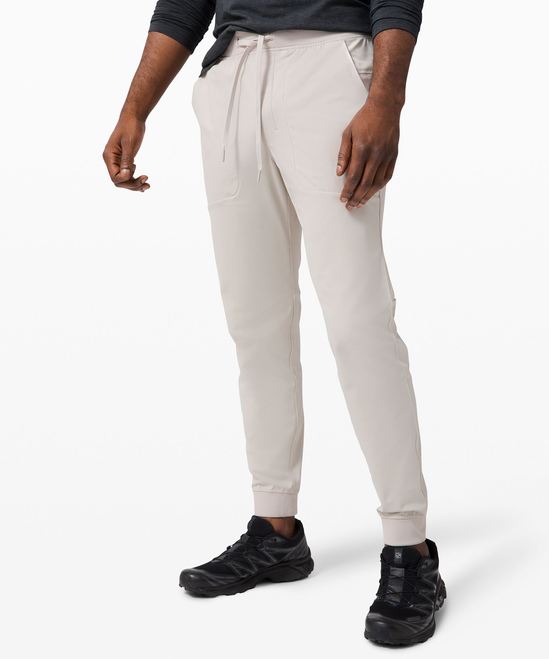 joggers for shorter men