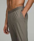 Pantalon Surge Hybrid 68 cm Court *Exclusivité en ligne