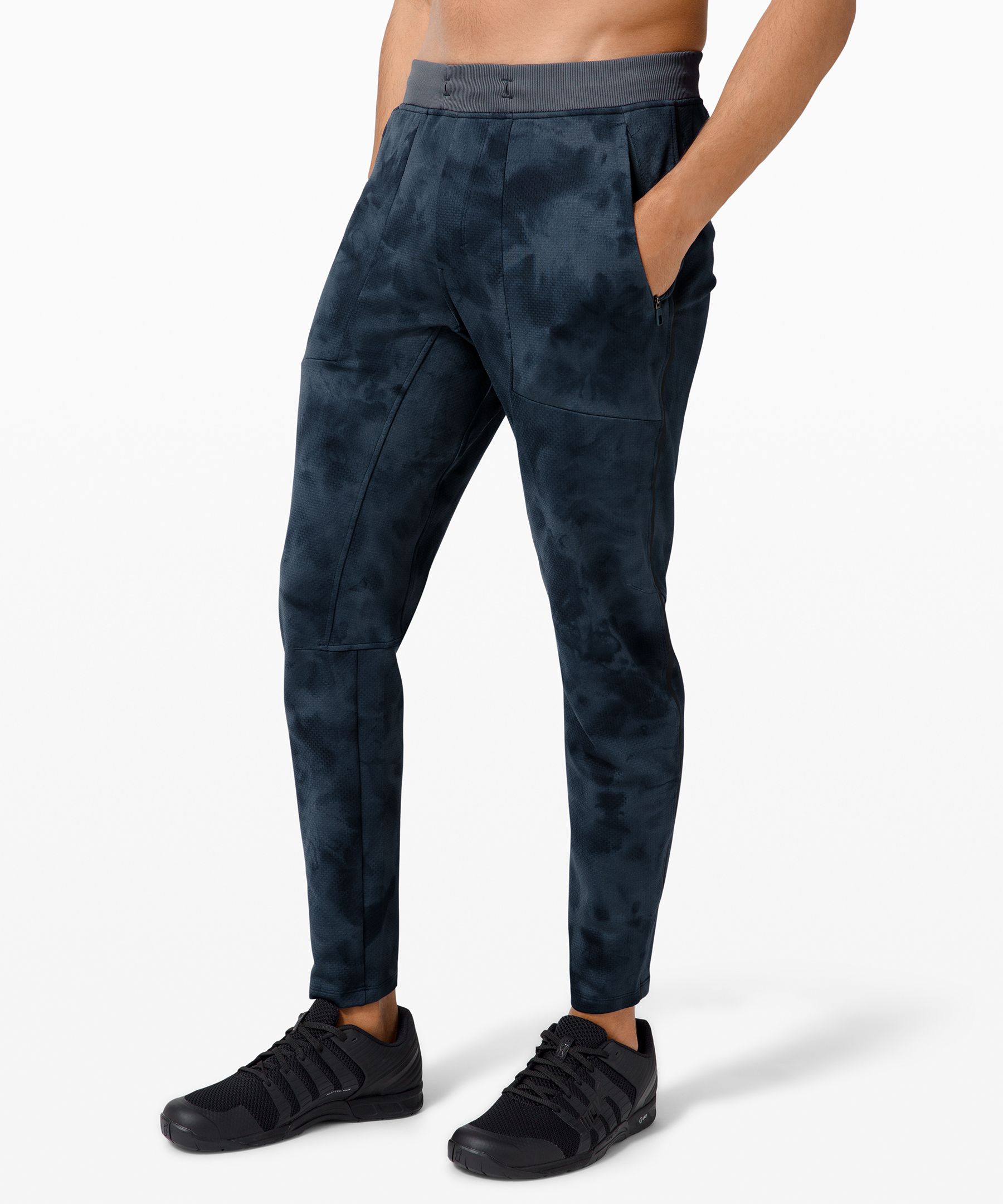 Textured 2025 tech jogger