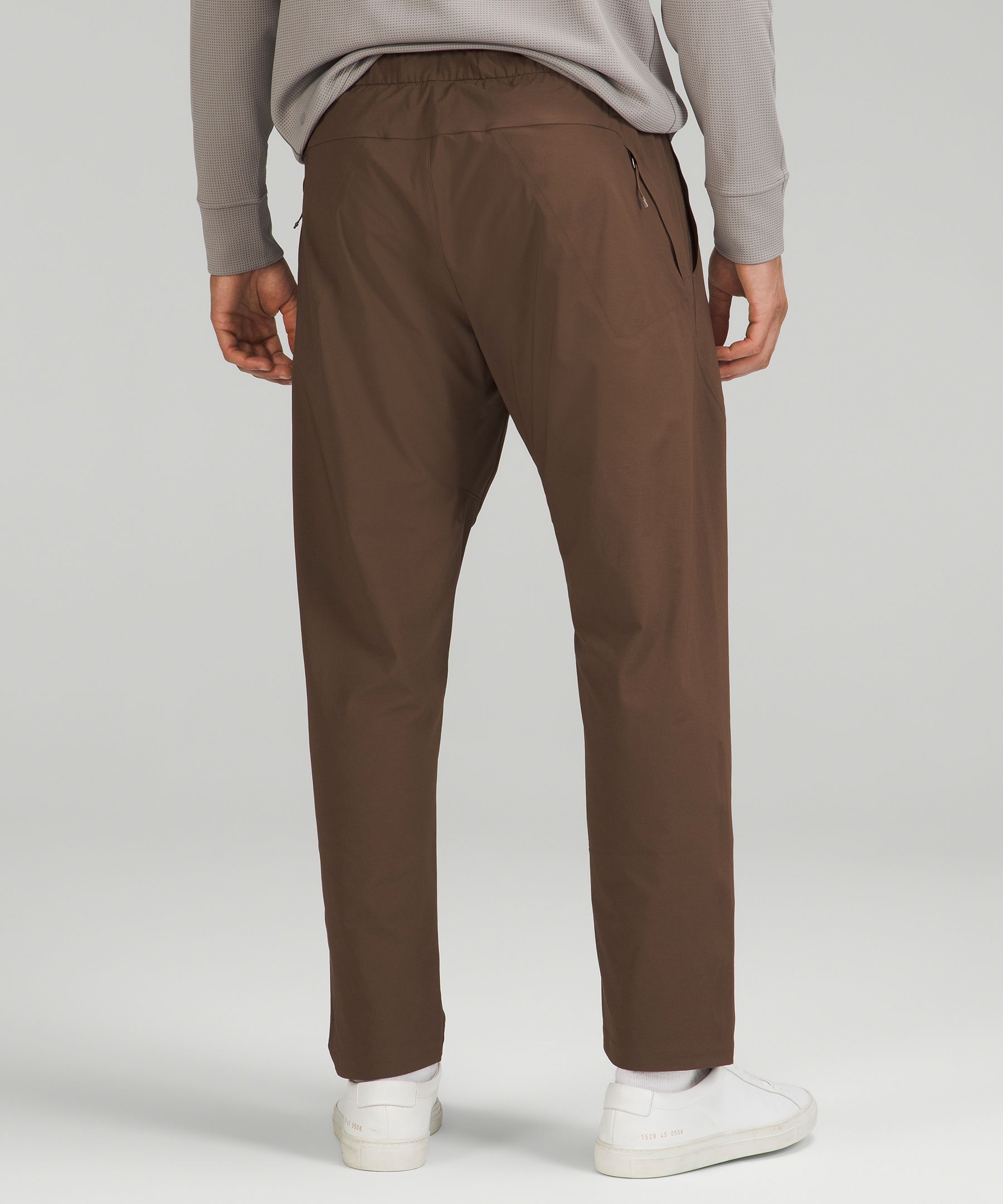 lululemon Bowline Pants size S (28-30 inches) inseam 28”, Men's Fashion,  Bottoms, Trousers on Carousell