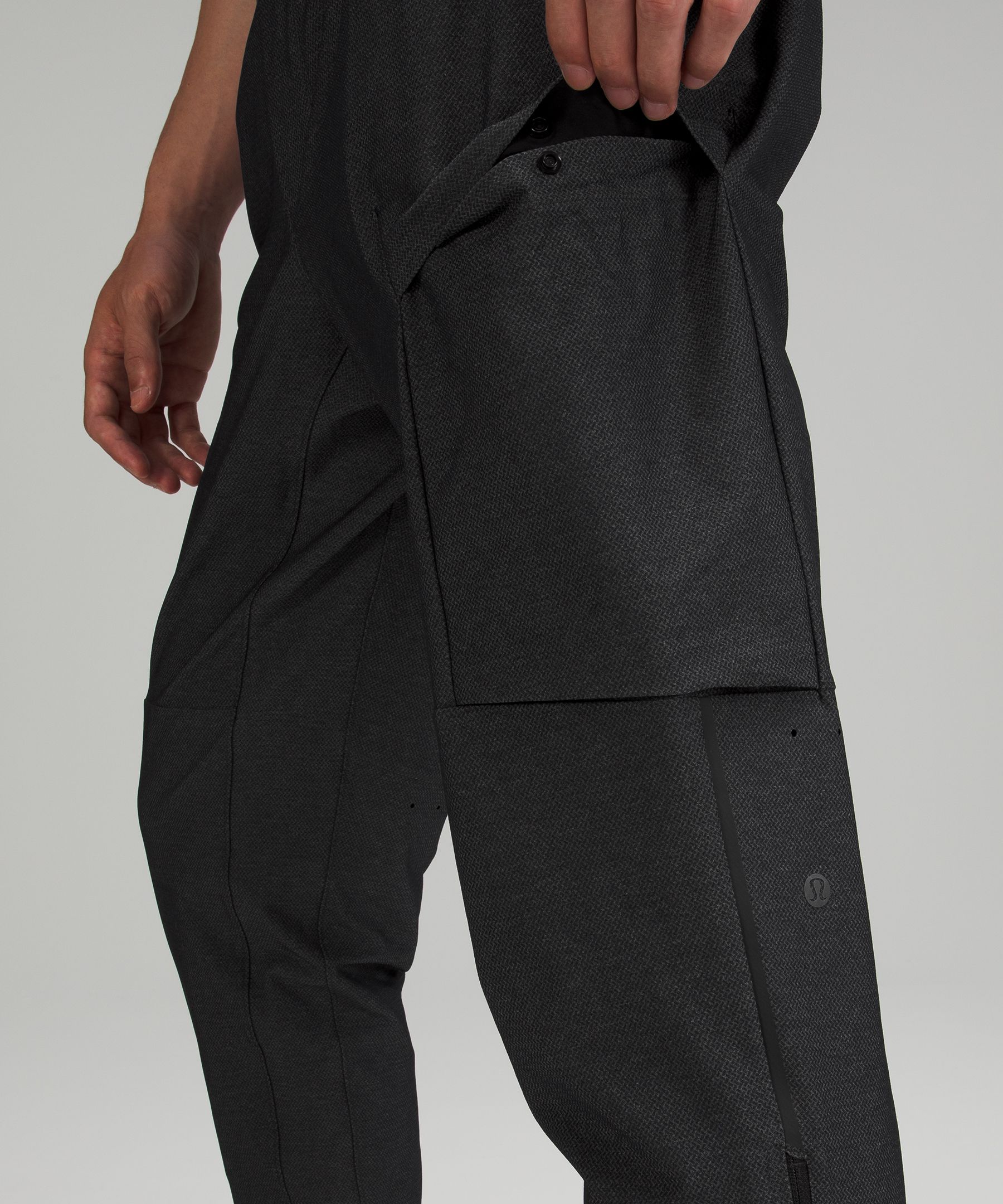 Lululemon + Engineered Elements Cargo Pant 28″