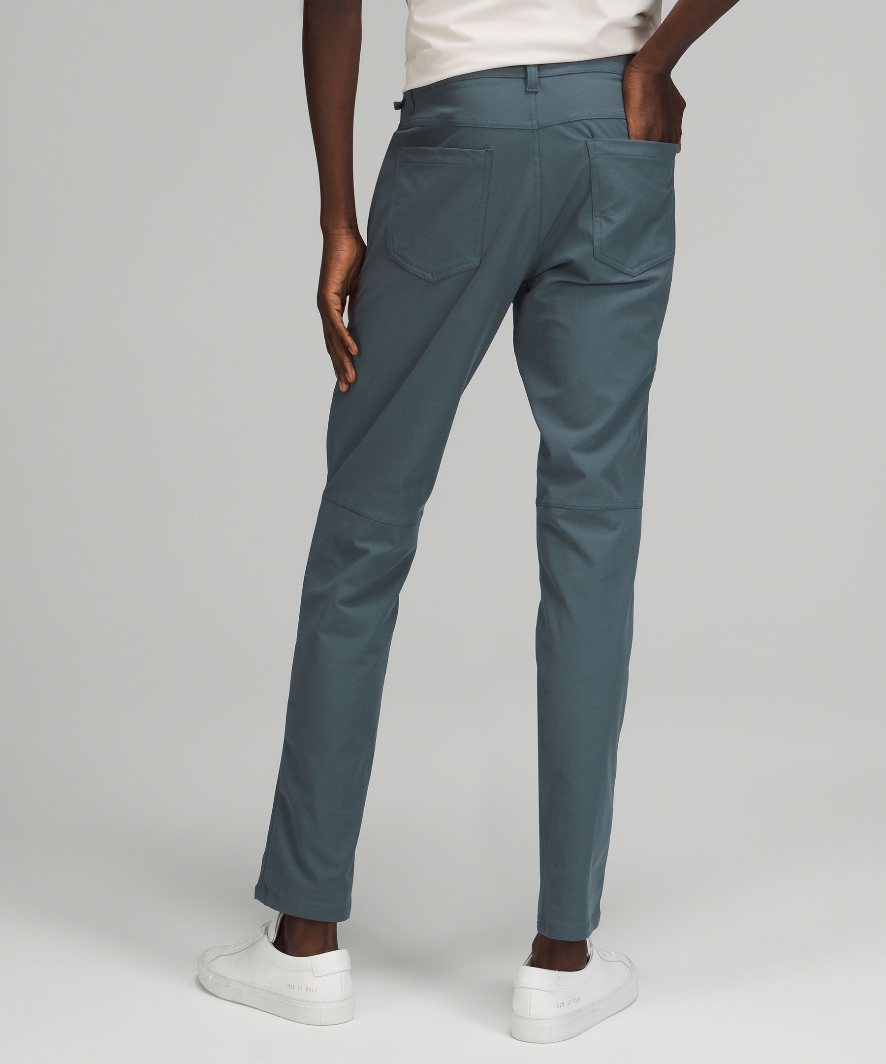 5 lululemon ABC Pants Outfits to Wear Now - Men's Casual Style