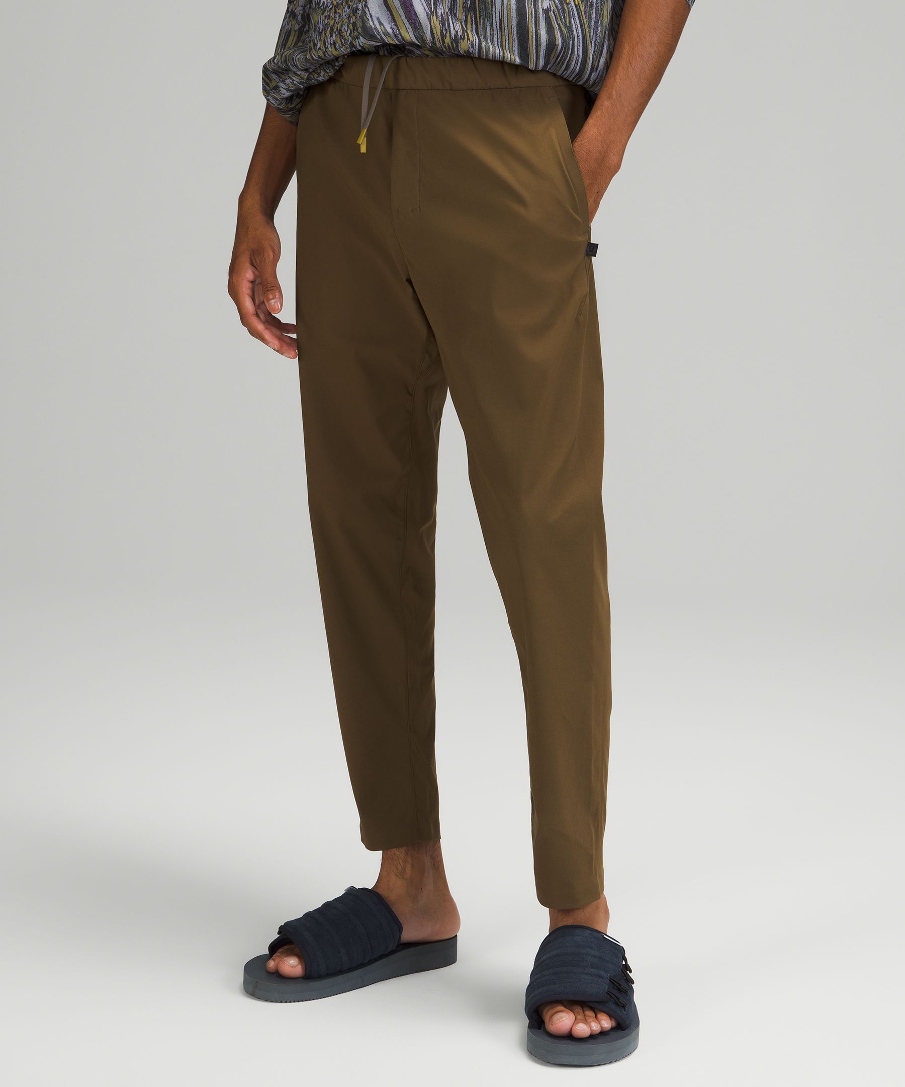 LAB Relaxed Tapered Pant