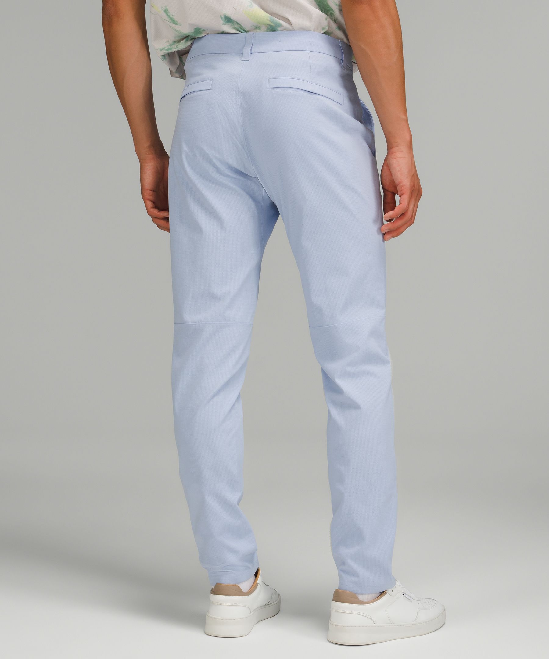 https://images.lululemon.com/is/image/lululemon/LM5AF5S_047763_3?size=800,800