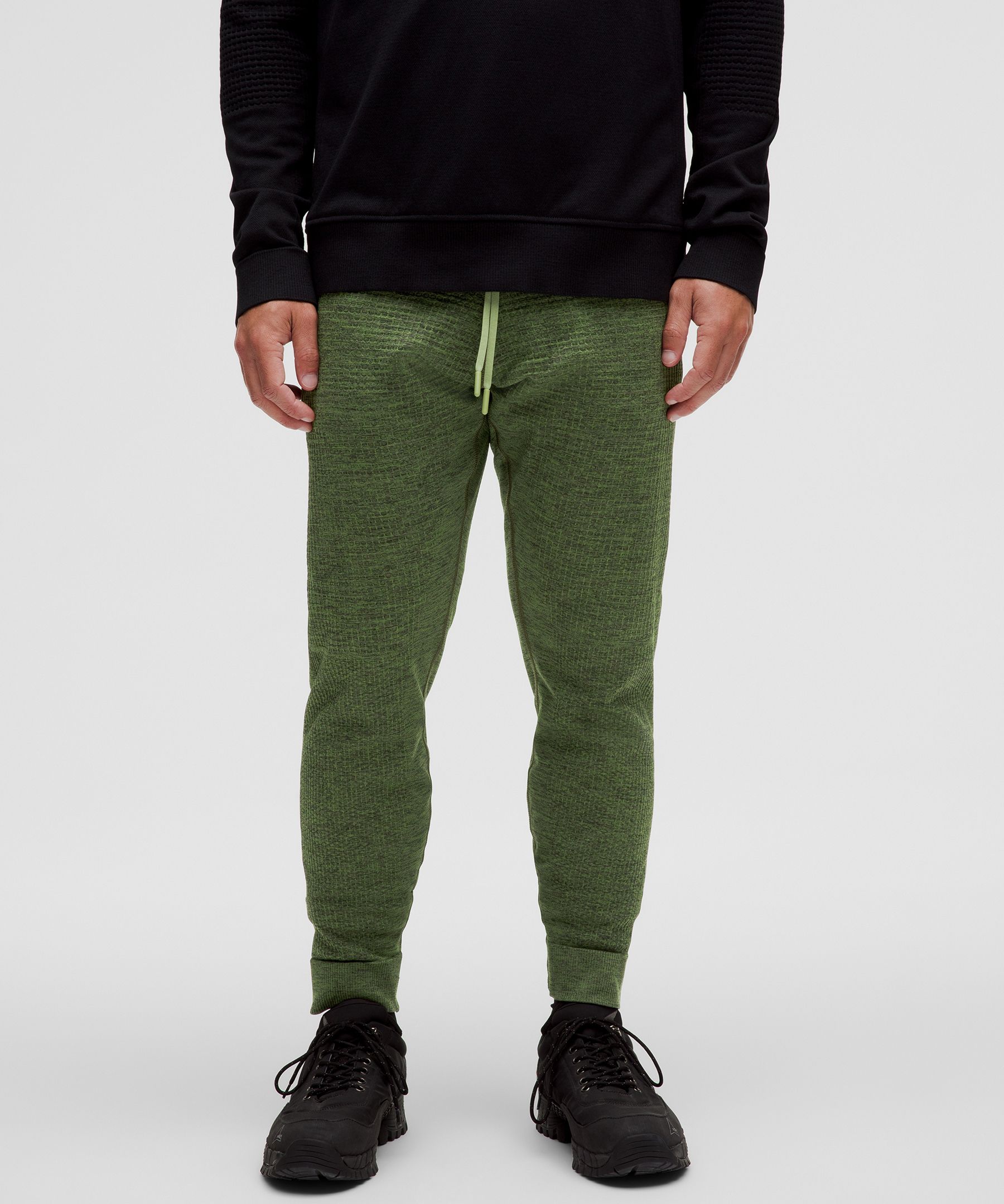 Engineered Warmth Jogger - Green