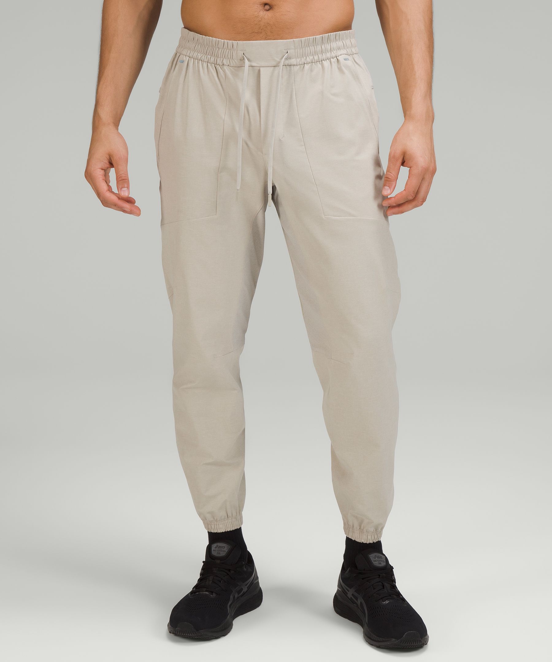 Lululemon Men’s “License To Train” Jogger 29” Inseam (M)