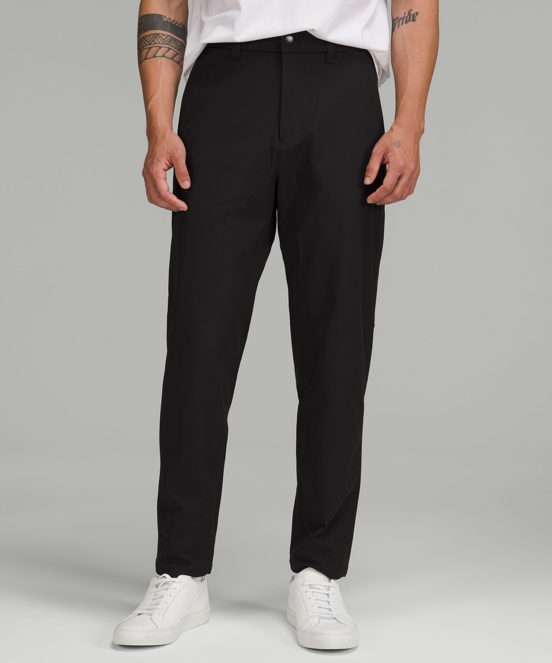 Lululemon Commission Pant Slim (28 x 32) in Navy, Men's Fashion, Bottoms,  Chinos on Carousell