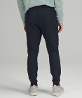City Sweat Jogger Shorter *Online Only