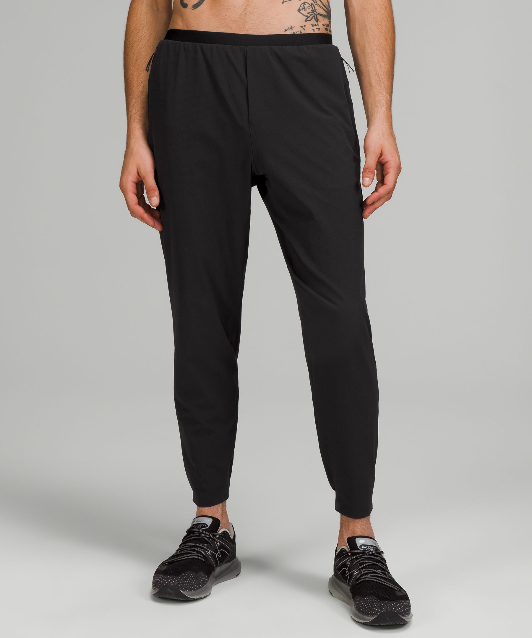 Lululemon run store on jogger