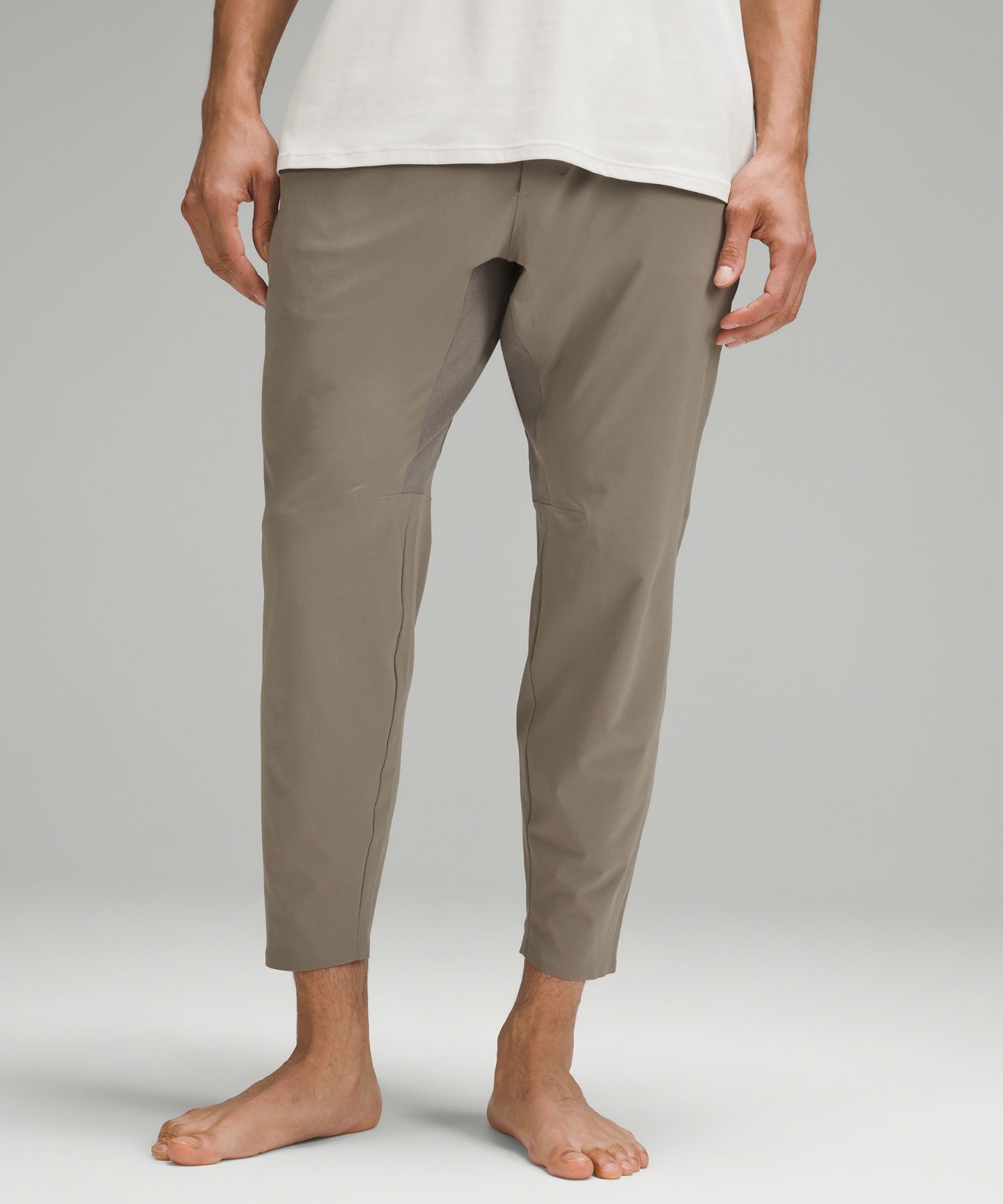 Мужские брюки Lululemon In Mind Pant 27L, цвет: Карбоновый пыльный — фото 1