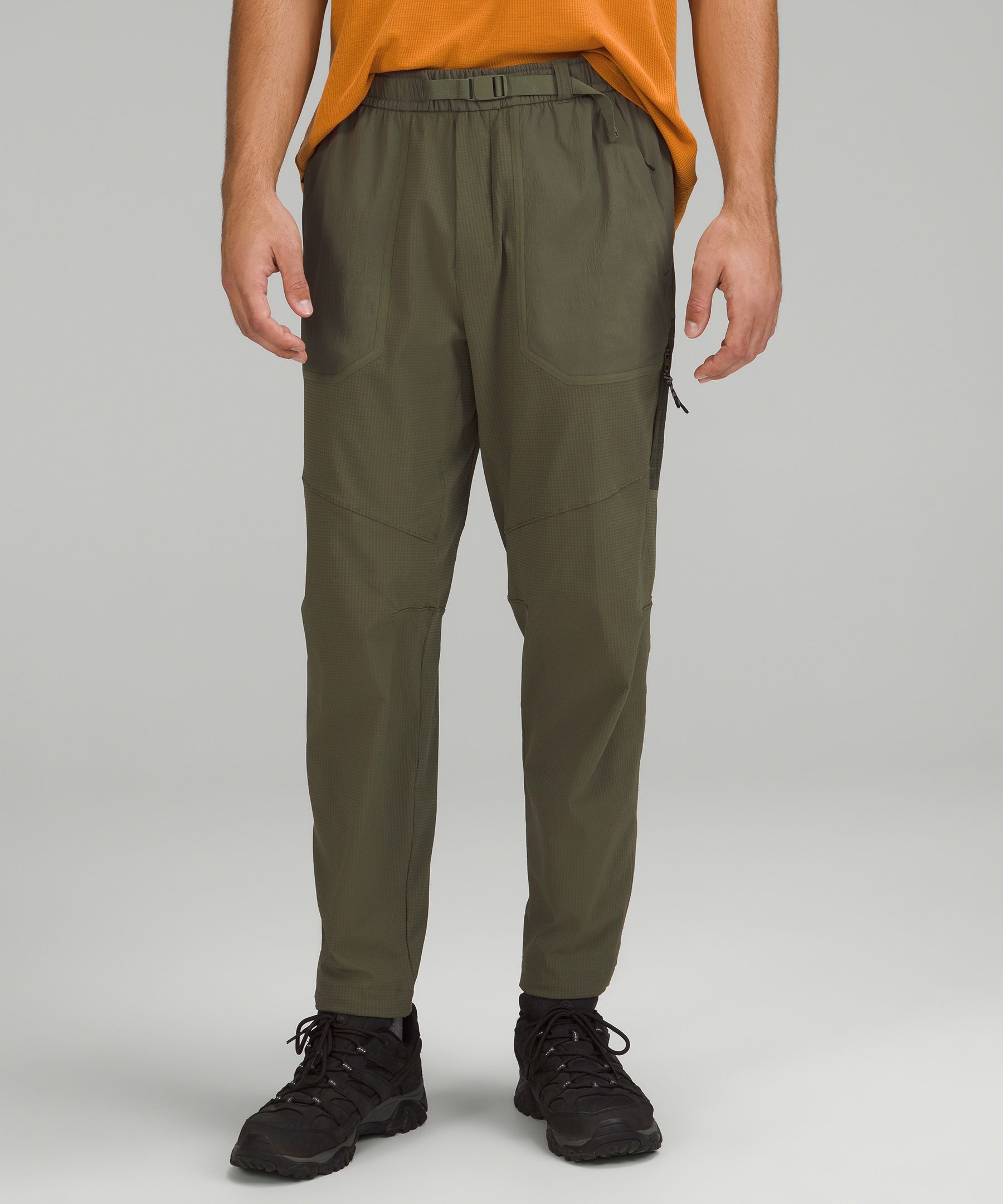 SEESEE nylon fleece wide tapered pants | labiela.com