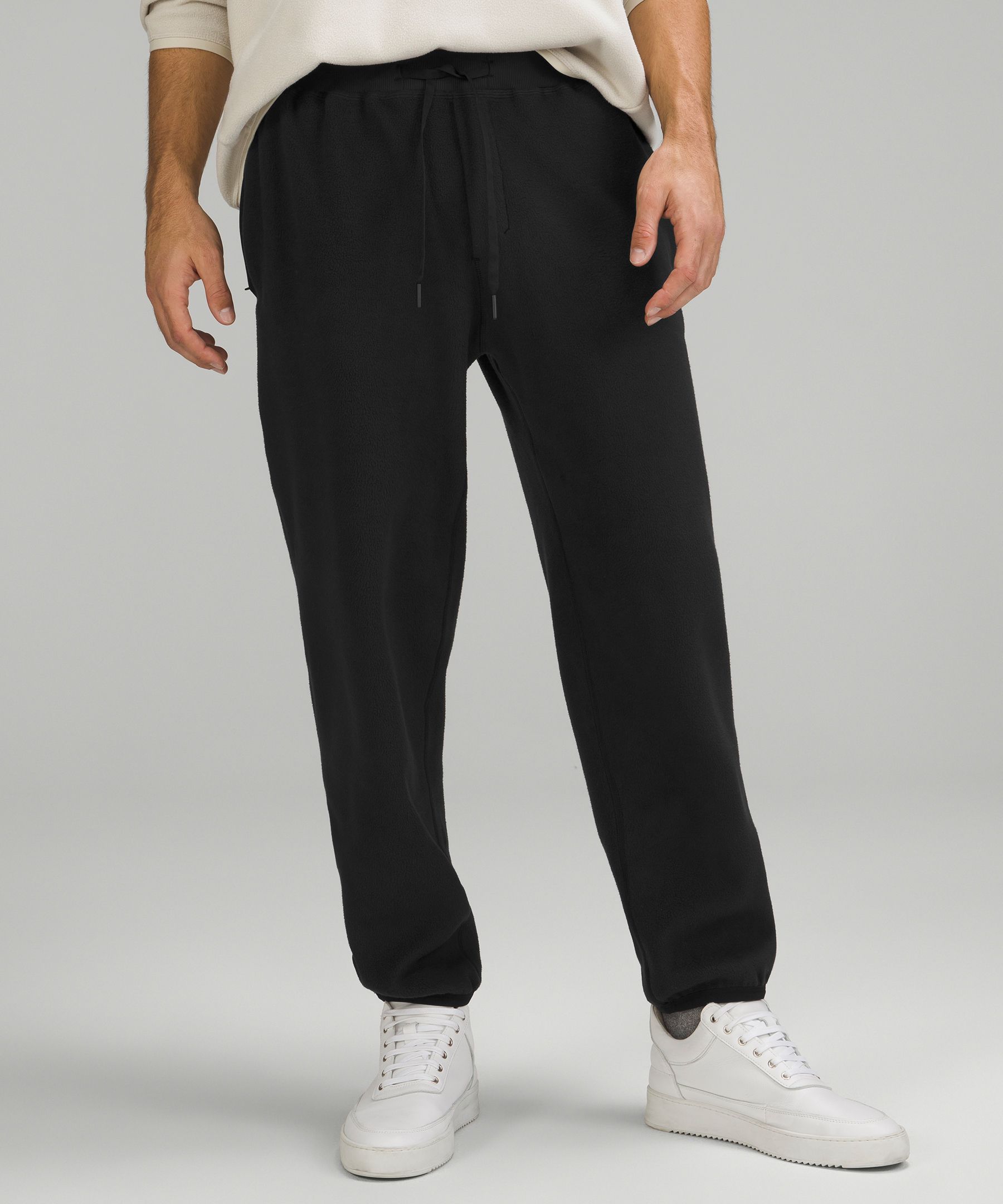 VRST Men's Classic Fleece Jogger