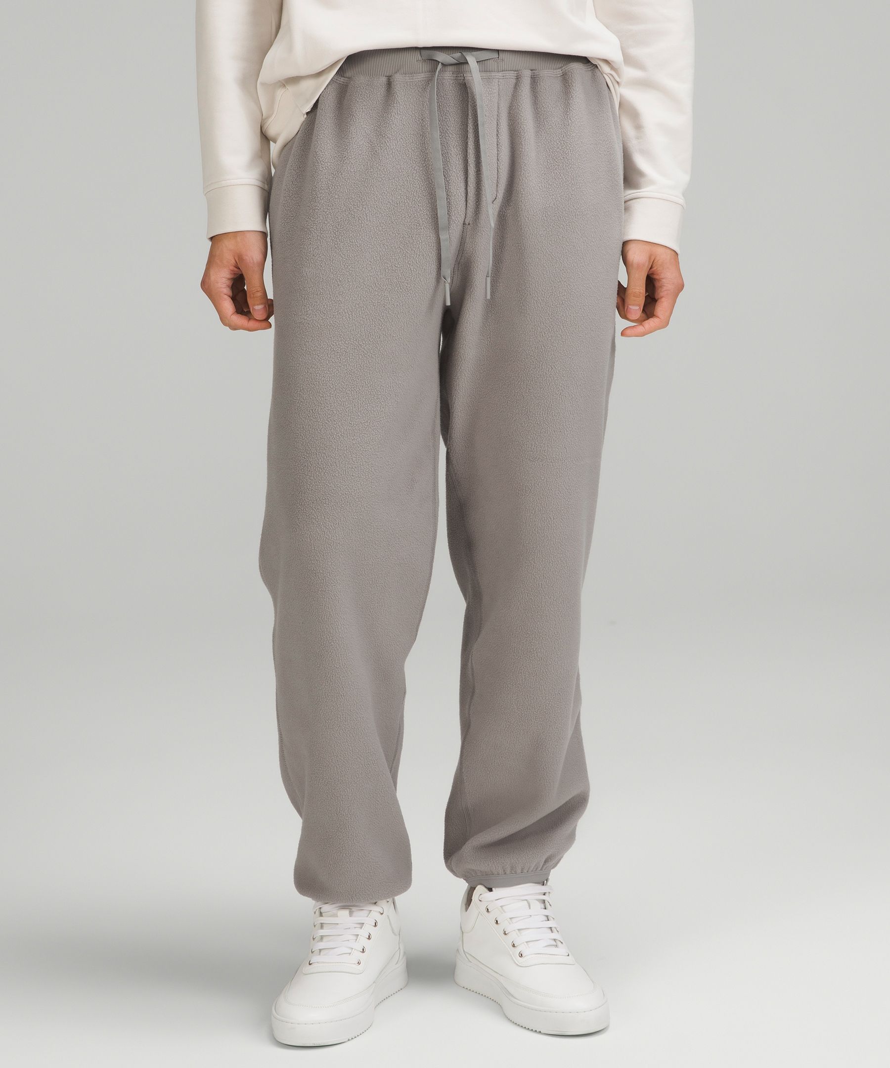 Classic-Fit Fleece Jogger