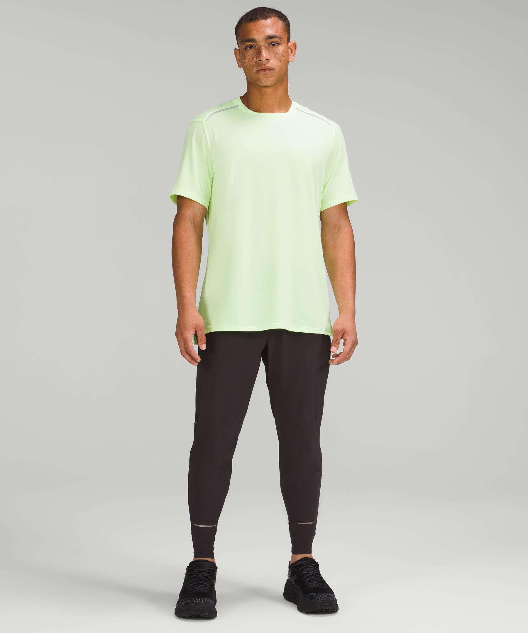 Surge Hybrid Pant Reflective : r/Lululemen