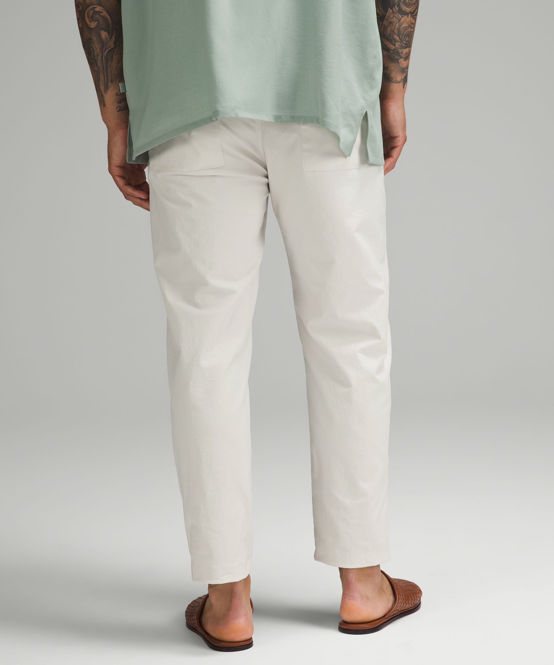 Relaxed-Tapered Twill Trouser *Cropped