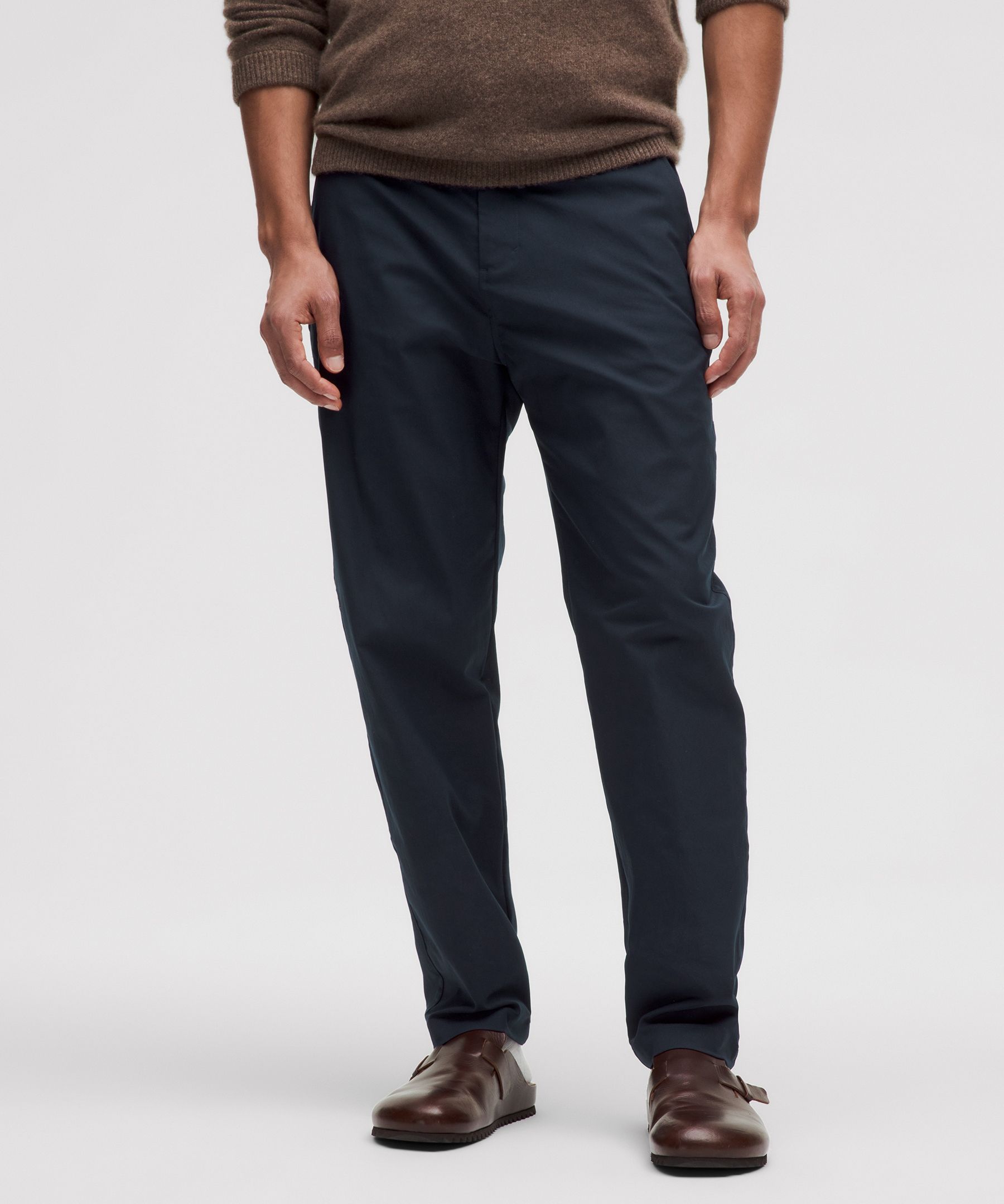 Relaxed-Tapered Twill Trouser *Cropped