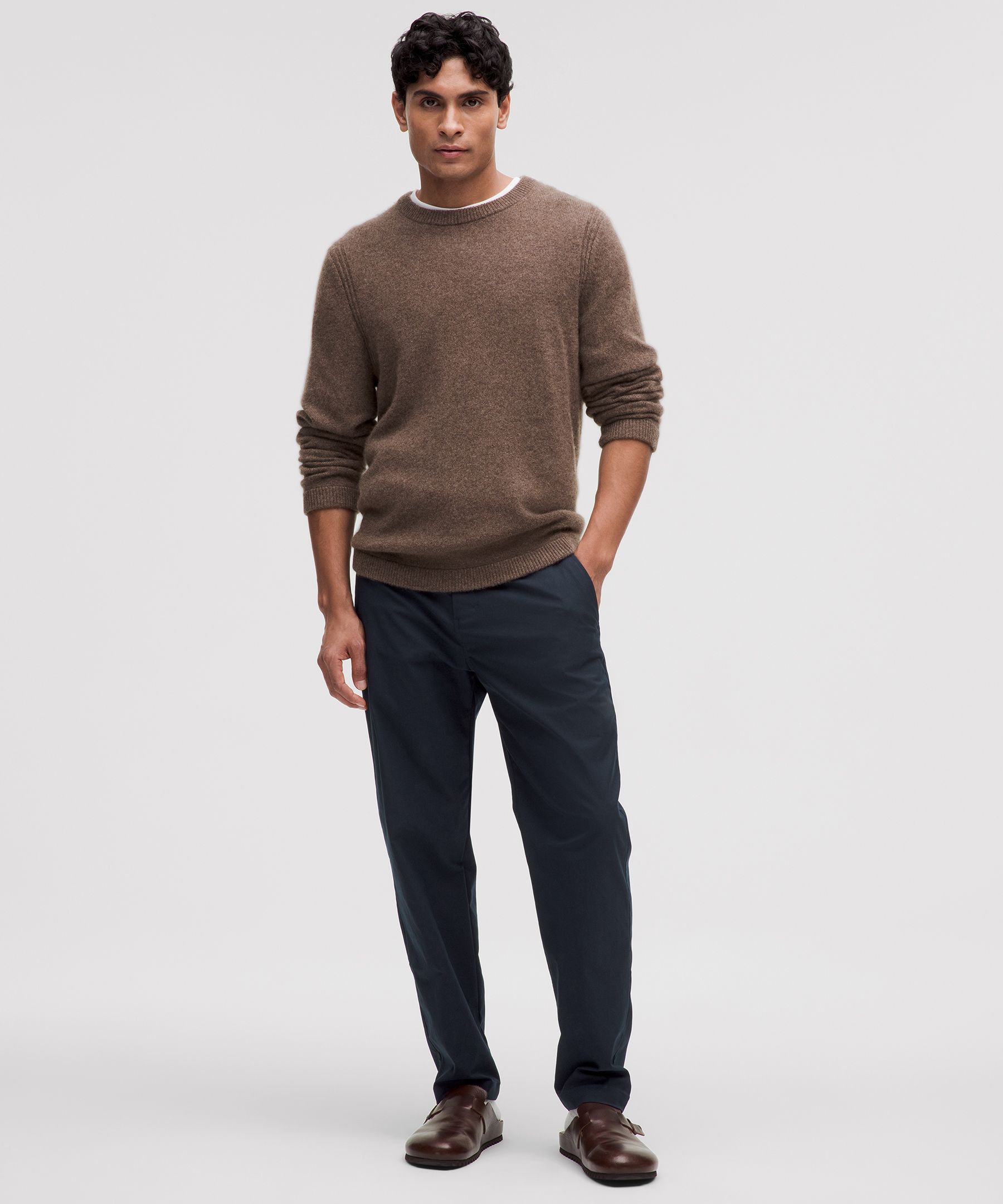 Lightweight Relaxed Tapered Trousers