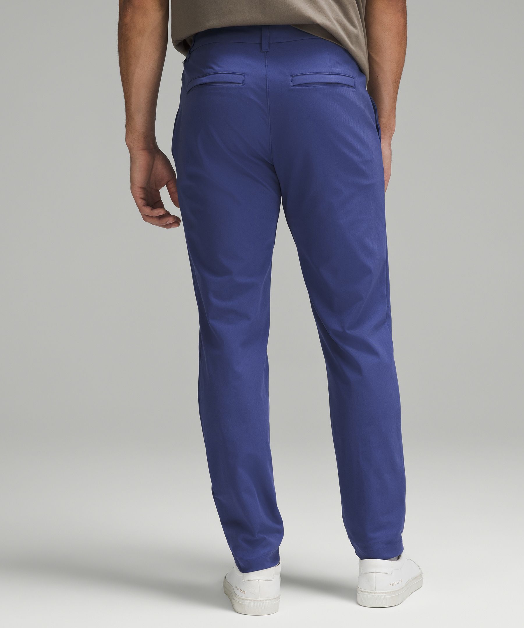 Lululemon Athletica Men's Commission Pant Slim (Obsidian, 28) at   Men's Clothing store