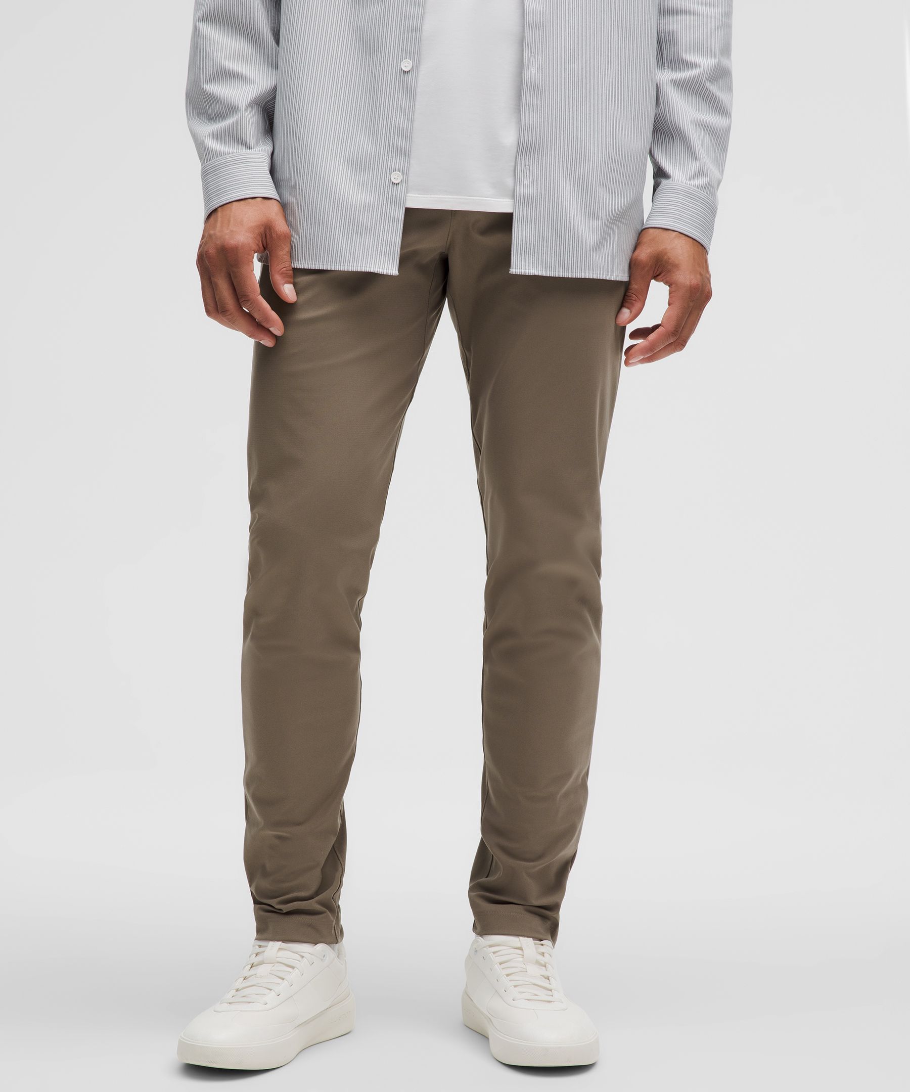 https://images.lululemon.com/is/image/lululemon/LM5AQZS_035955_1?size=800,800