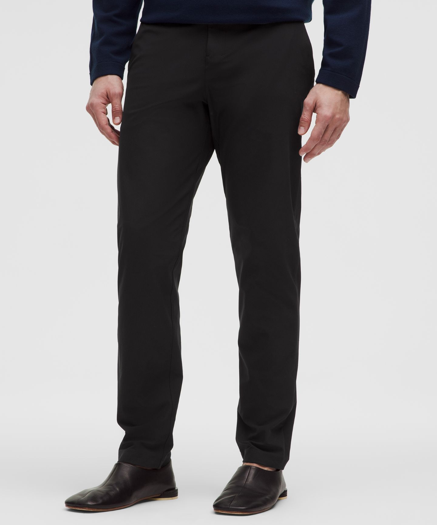 Мужские брюки Lululemon ABC Classic-Fit Warpstreme, длина 30, цвет: Чёрный — фото 1