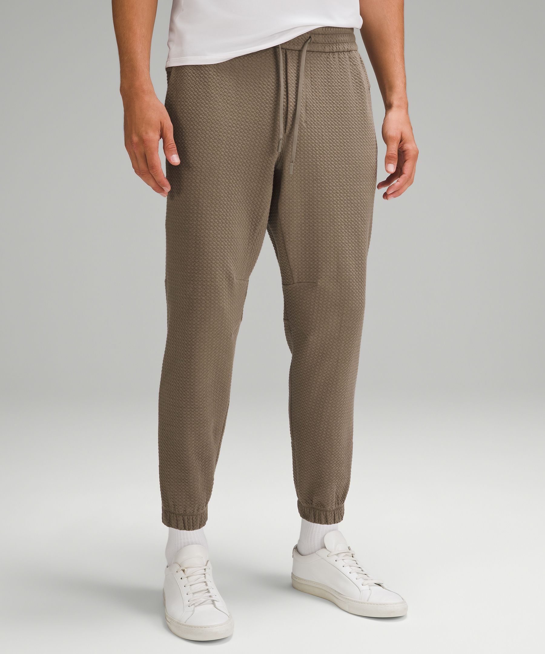 Textured Double-Knit Cotton Jogger Shorter