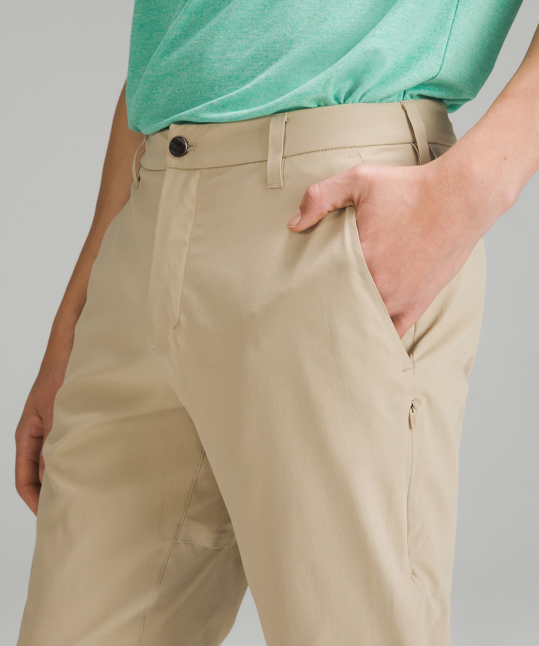 Stretch Nylon Classic-Tapered Golf Pant 32