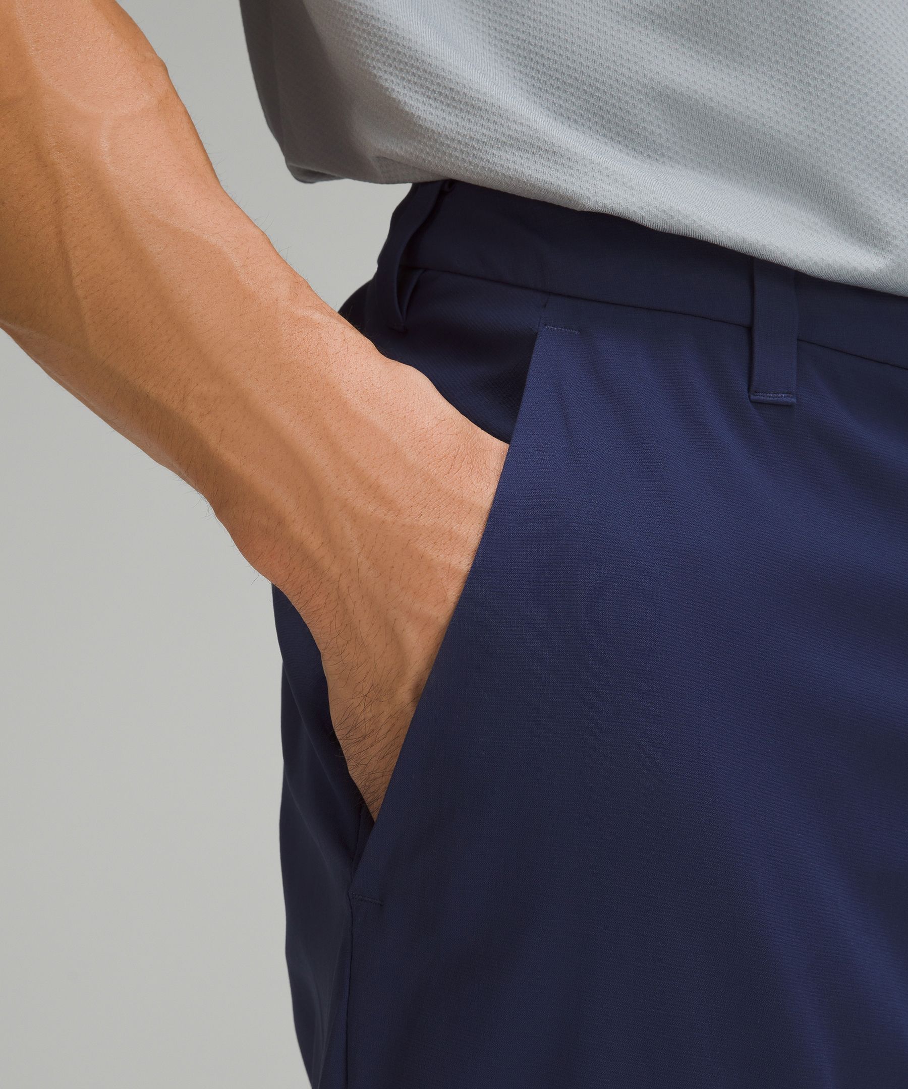 Stretch Nylon Classic-Tapered Golf Pant 32L