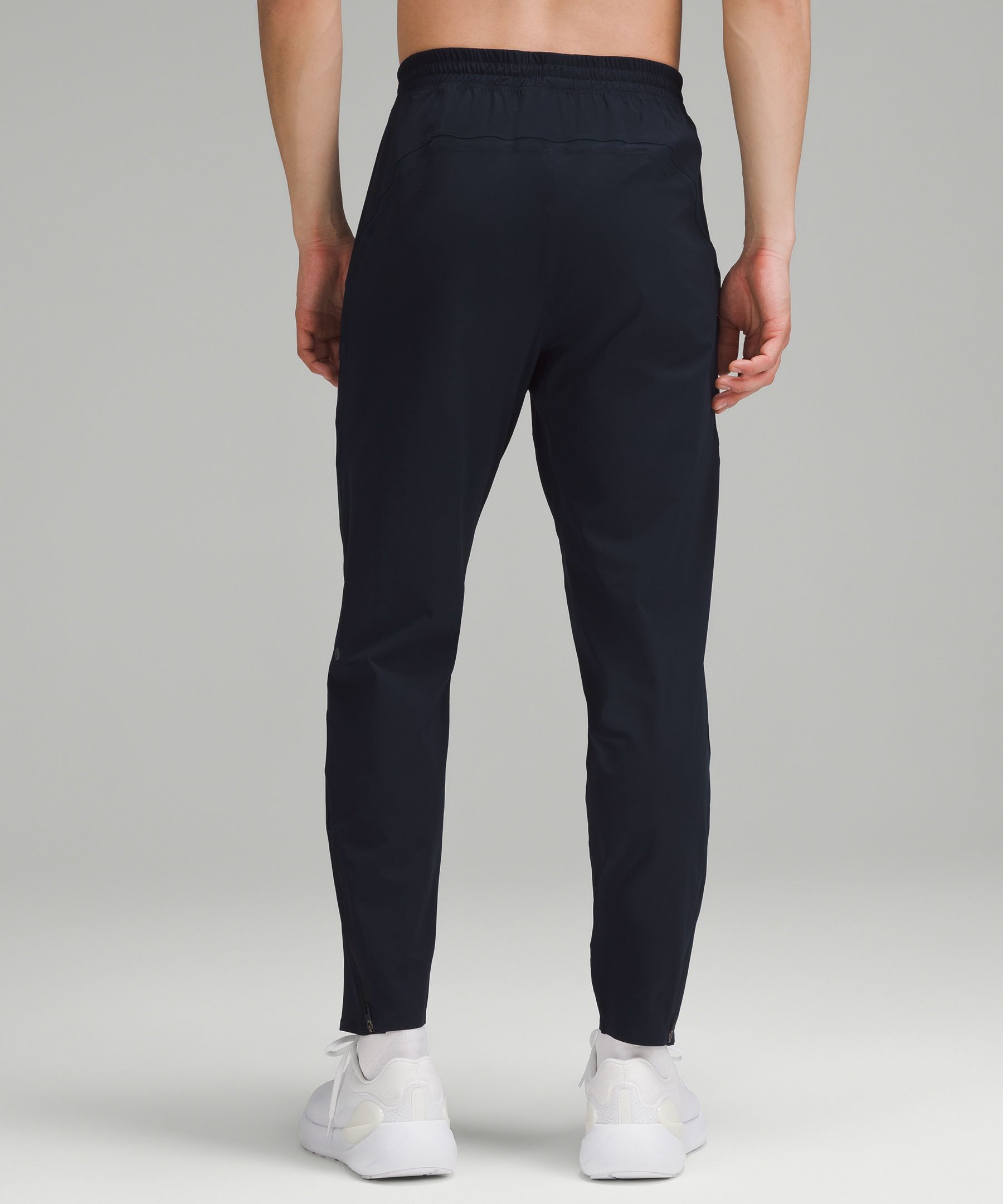 These Versatile $30 Joggers Are 'Comparable to Lululemon