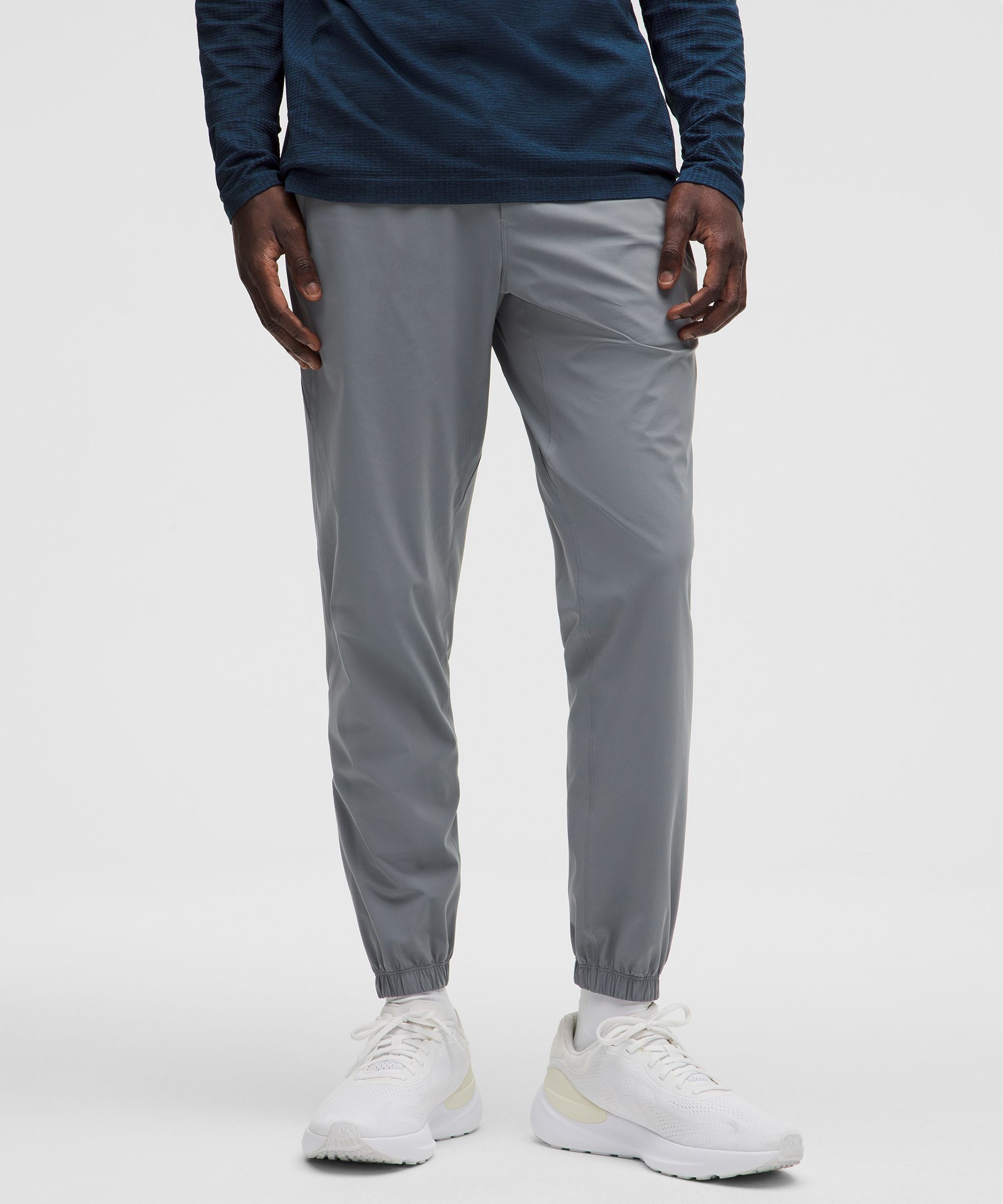 Pace Breaker Jogger Regular