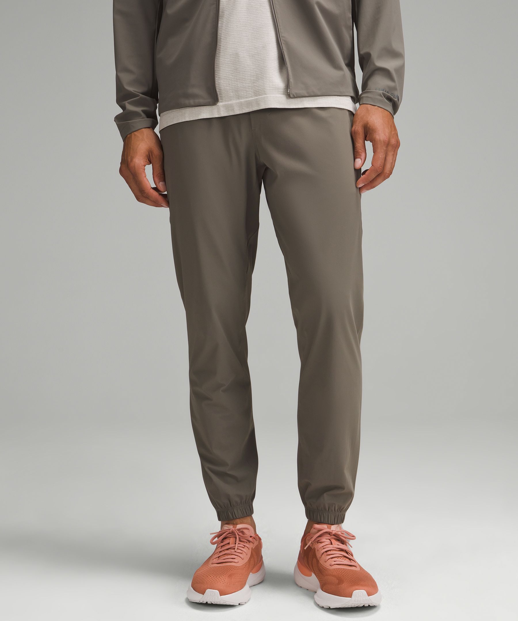 Pace Breaker Jogger Regular