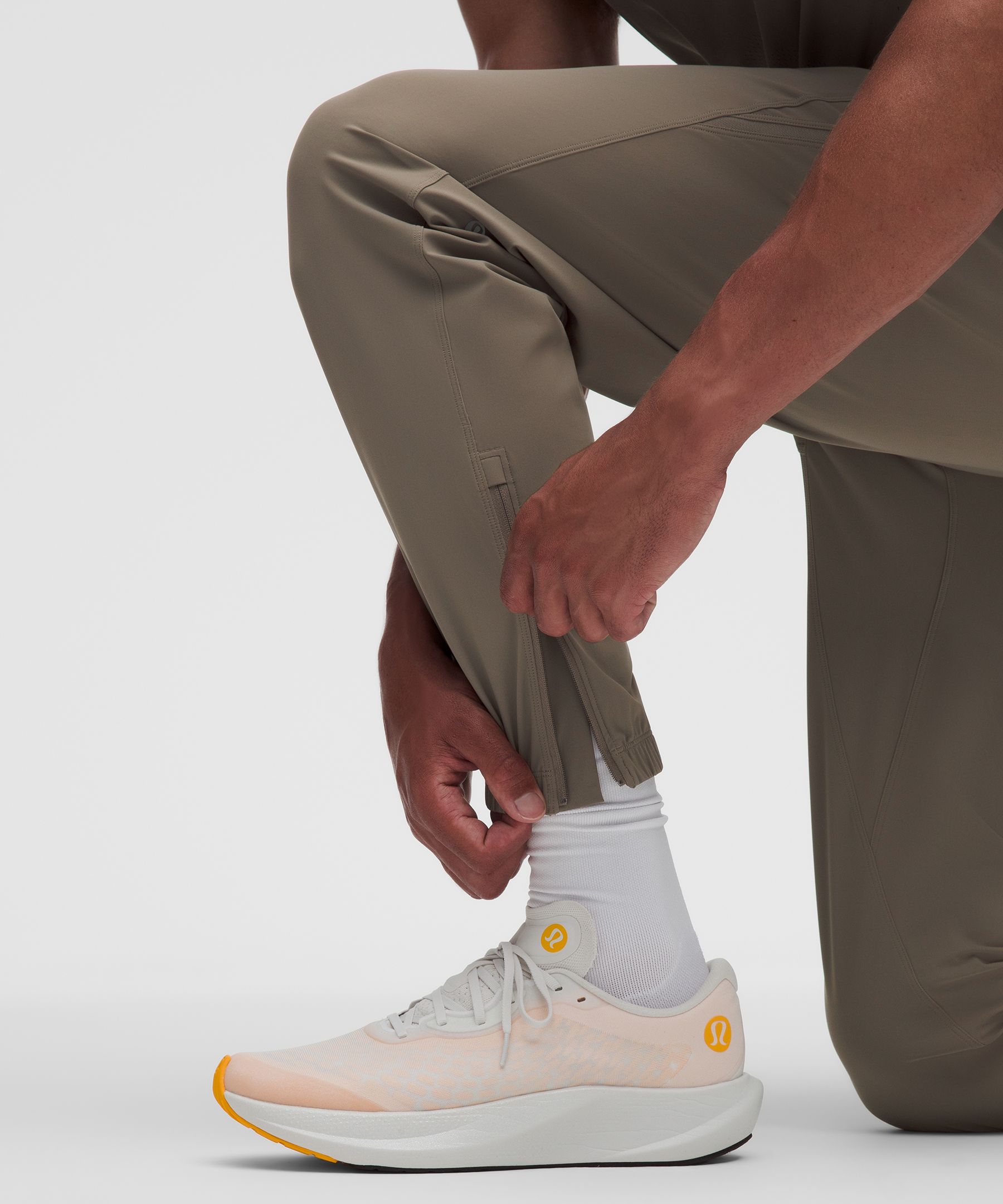 Pace Breaker Jogger *Regular