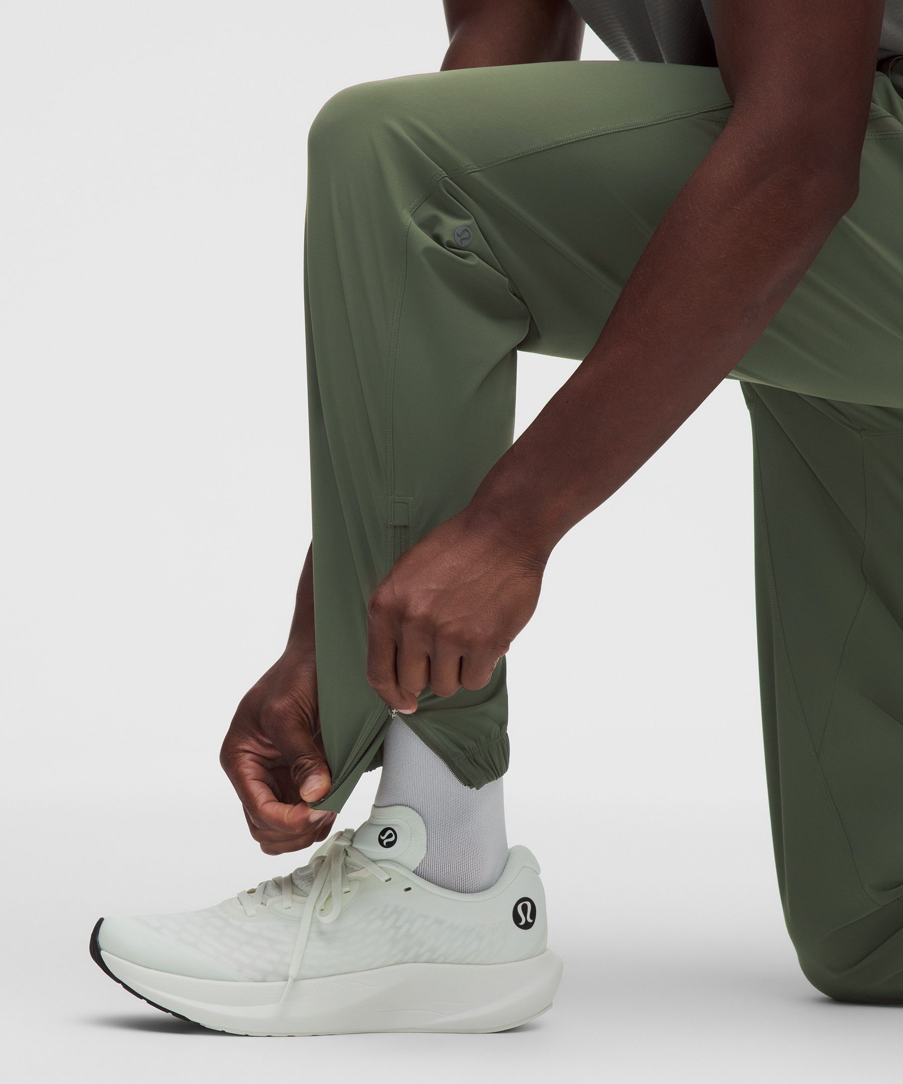 Pace Breaker Jogger
