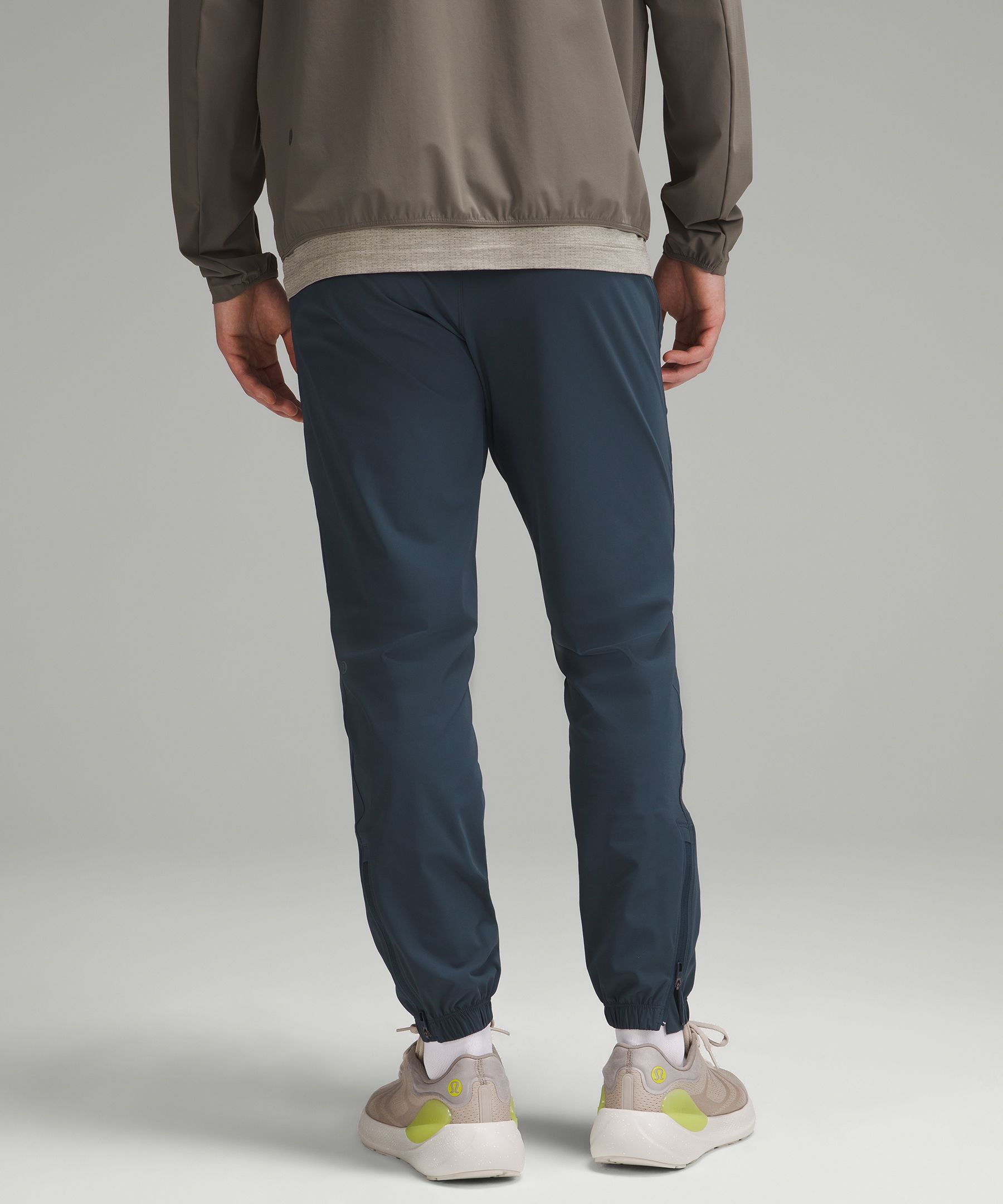 Pace Breaker Jogger