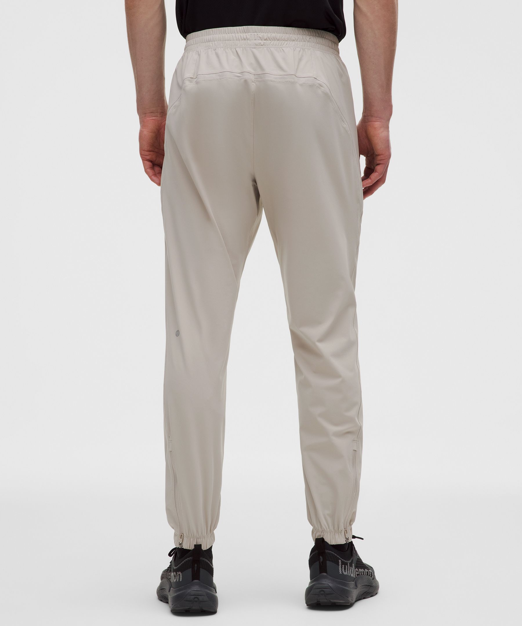 Pace Breaker Jogger