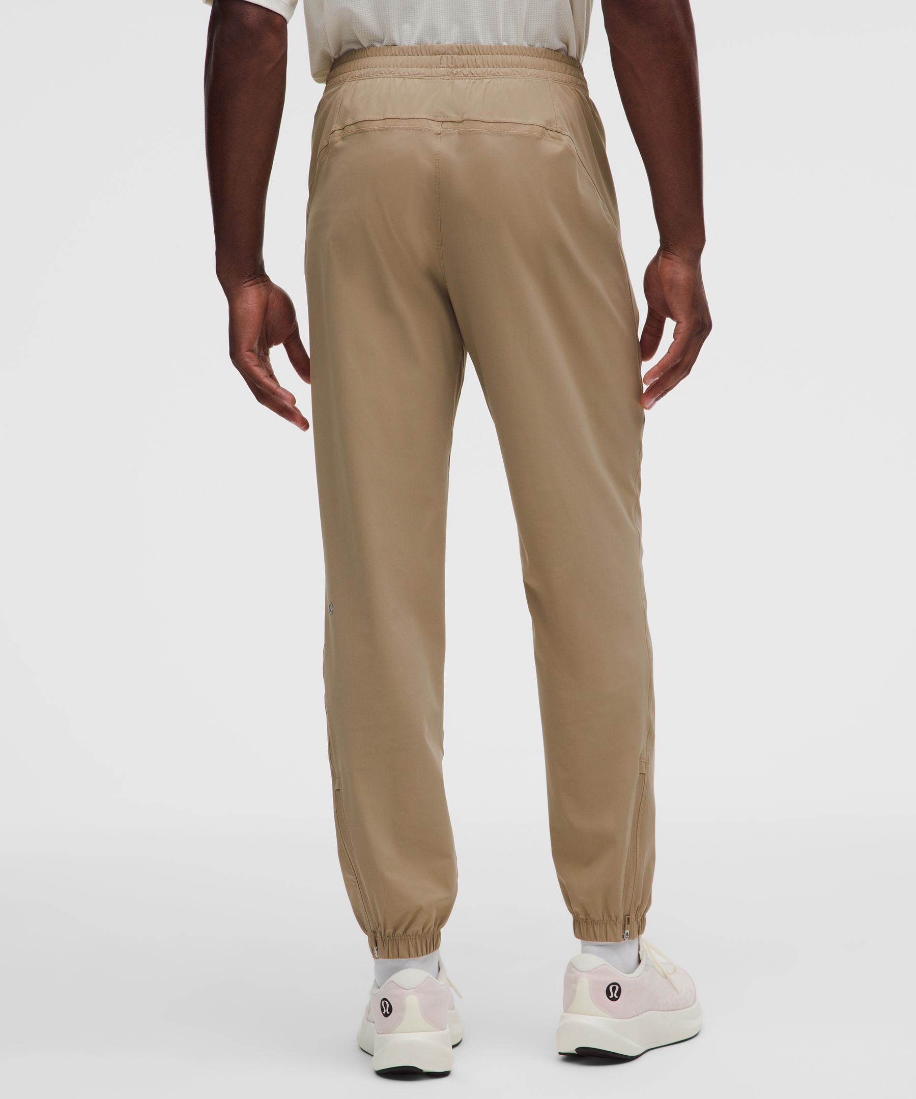 Pace Breaker Jogger