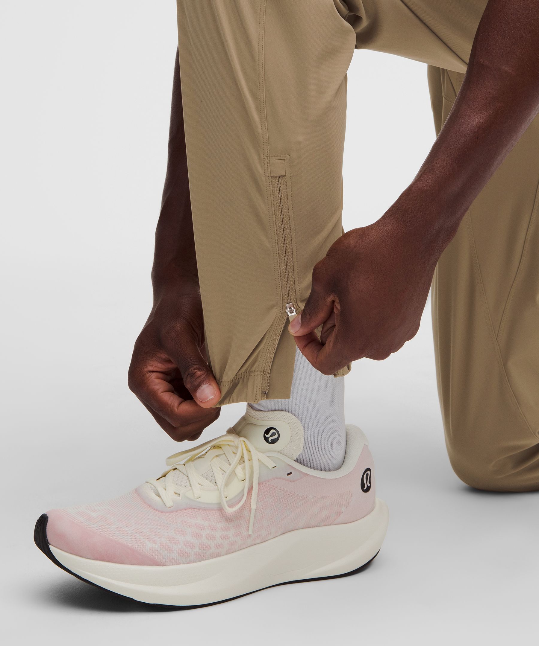 Pace Breaker Jogger