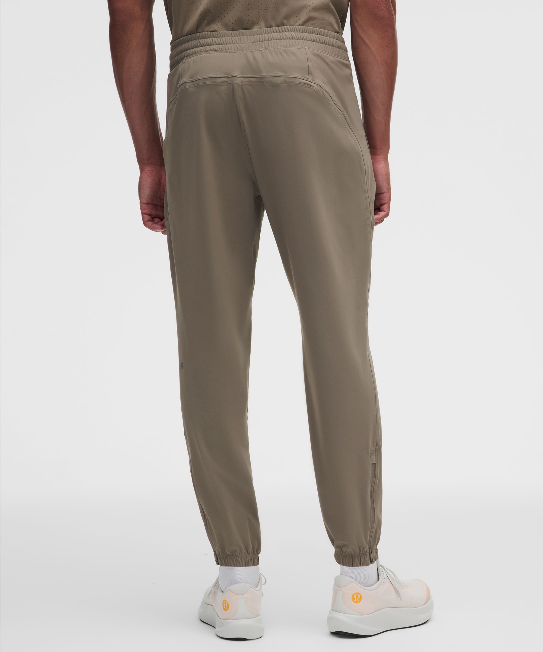 Pace Breaker Jogger