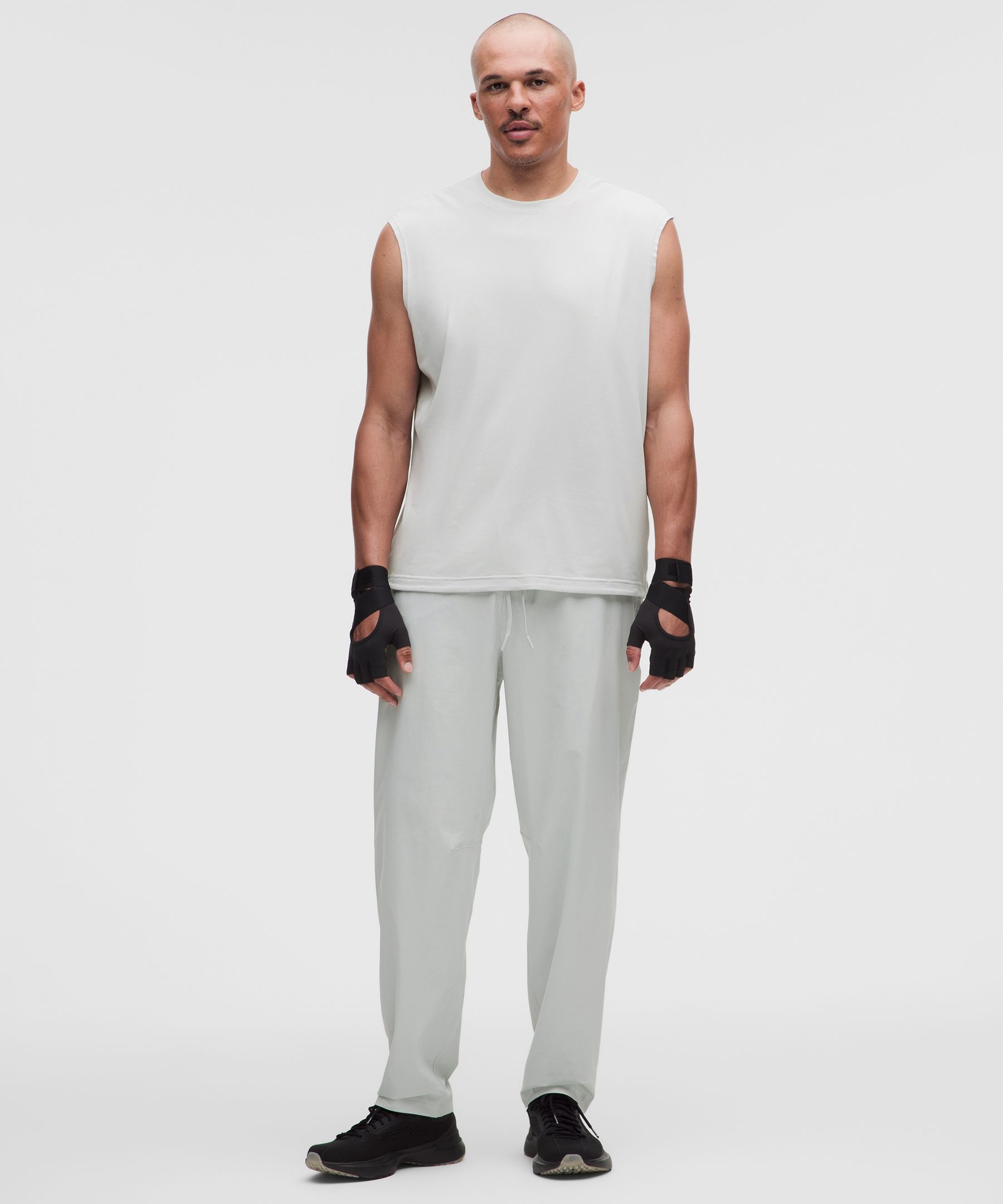 lululemon – Men’s Zeroed In Classic-Fit Trousers Regular – Color White – Size Large