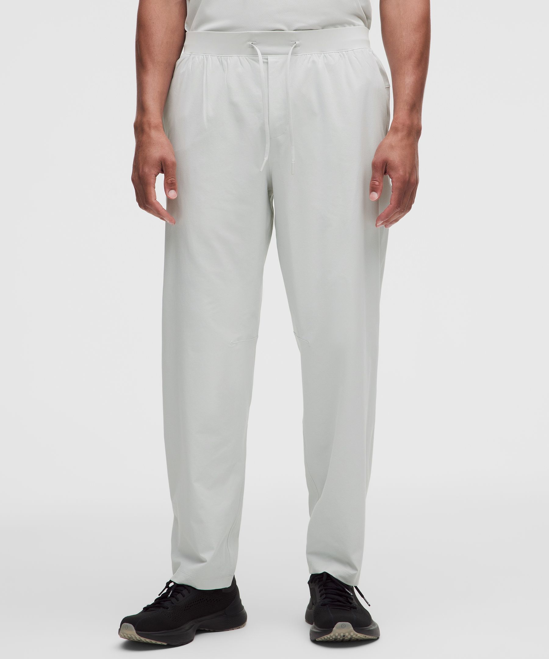 Zeroed In Hose im Classic Fit