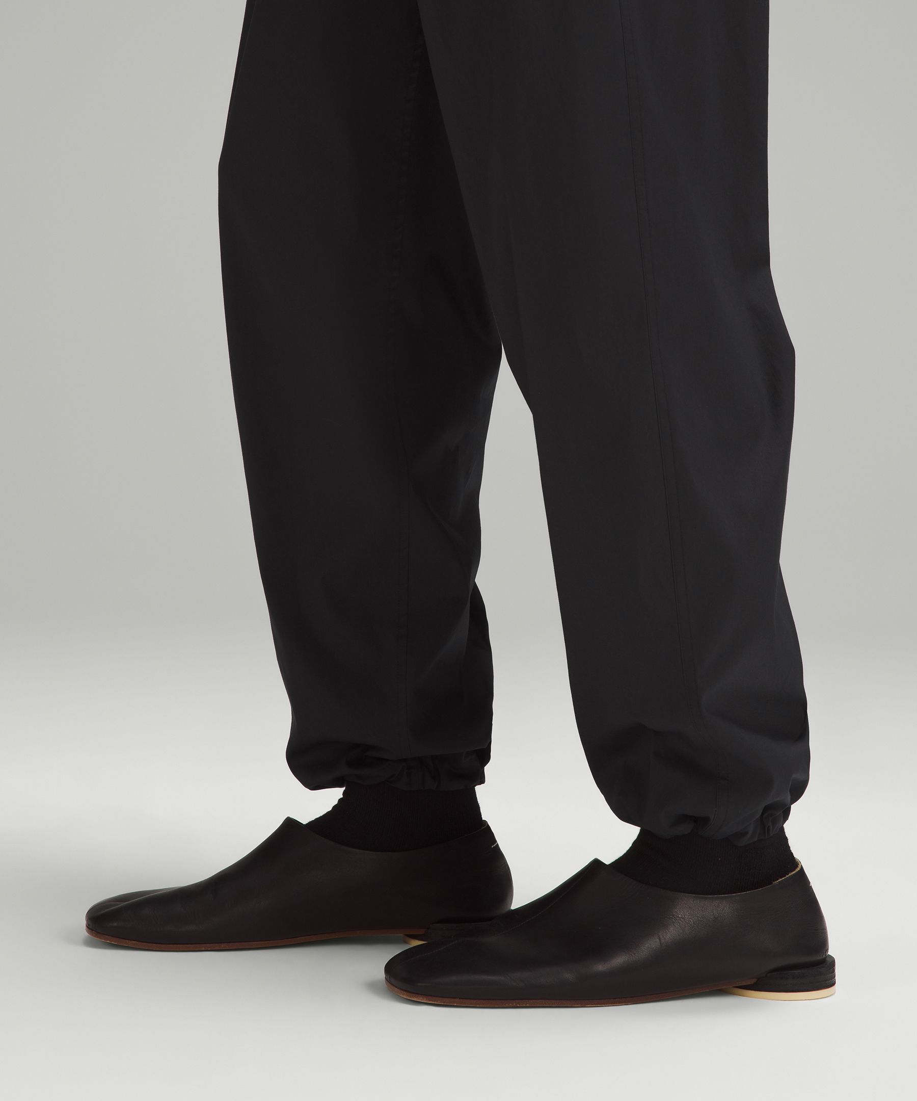 Poplin Relaxed-Fit Pant | Men's Joggers