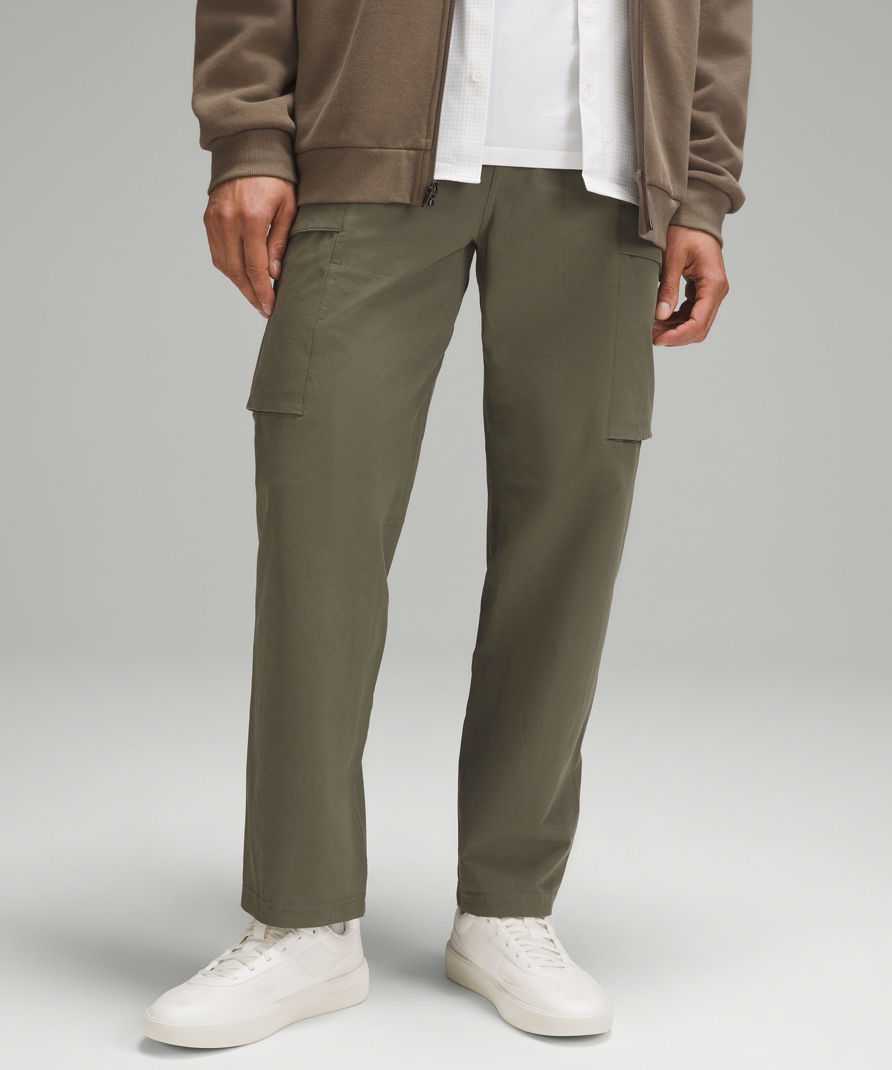 Stretch Cotton VersaTwill Relaxed-Fit Cargo Pant - Green,Olive