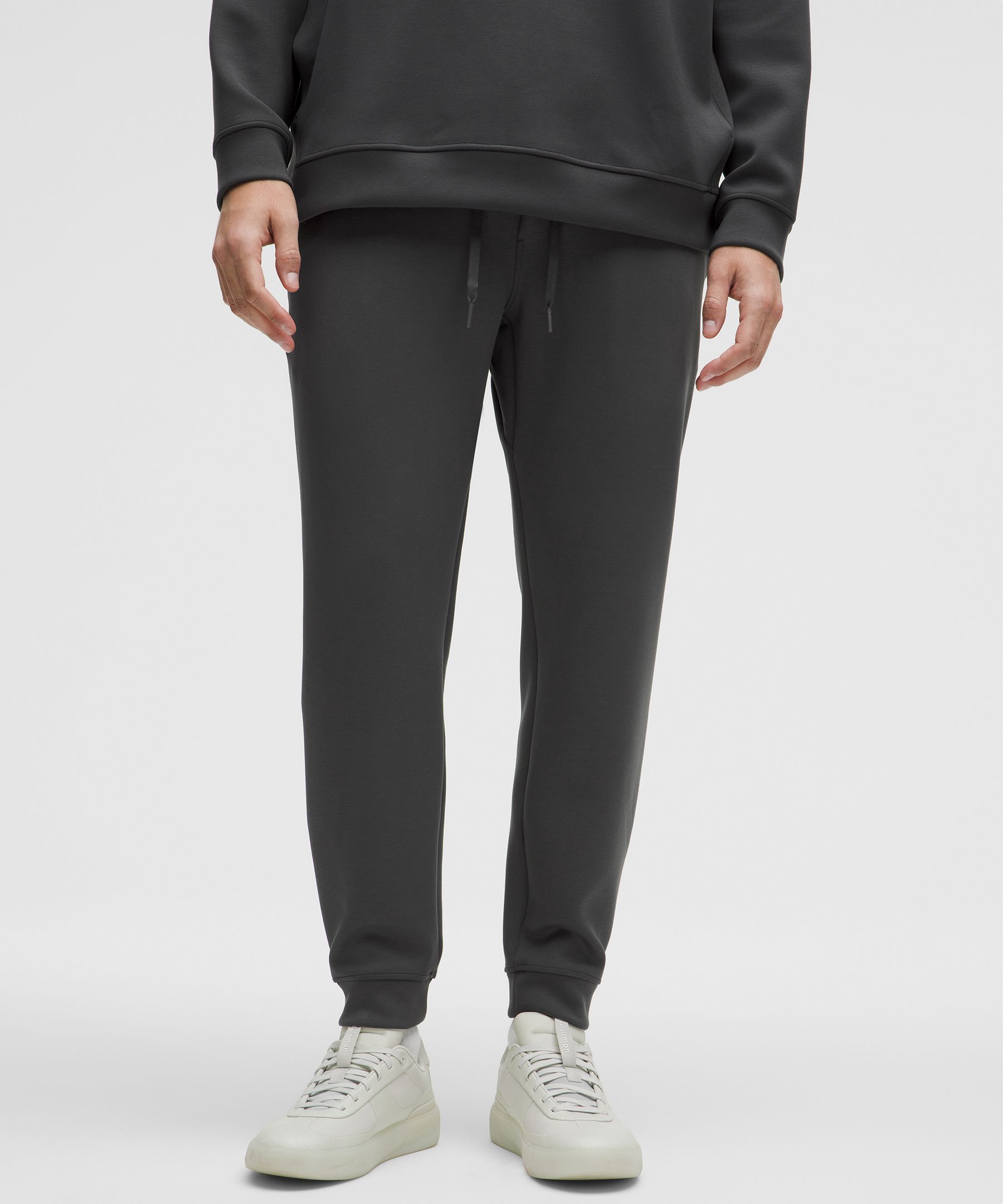 Smooth Spacer Jogger Regular